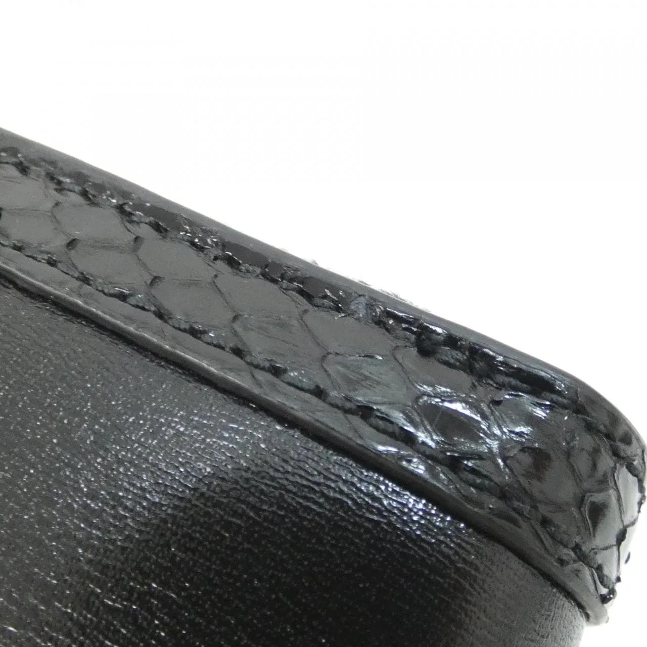 GUCCI 706844 10OTT Wallet Python Black Python Rank A - Thumbnail 4