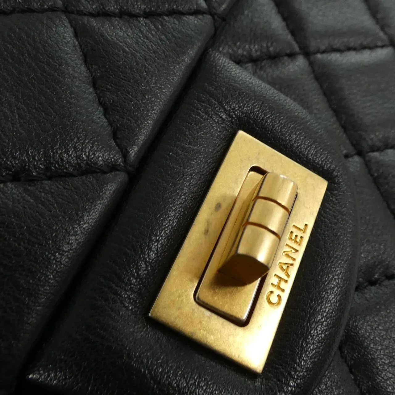 CHANEL AS0874 Shoulder 4