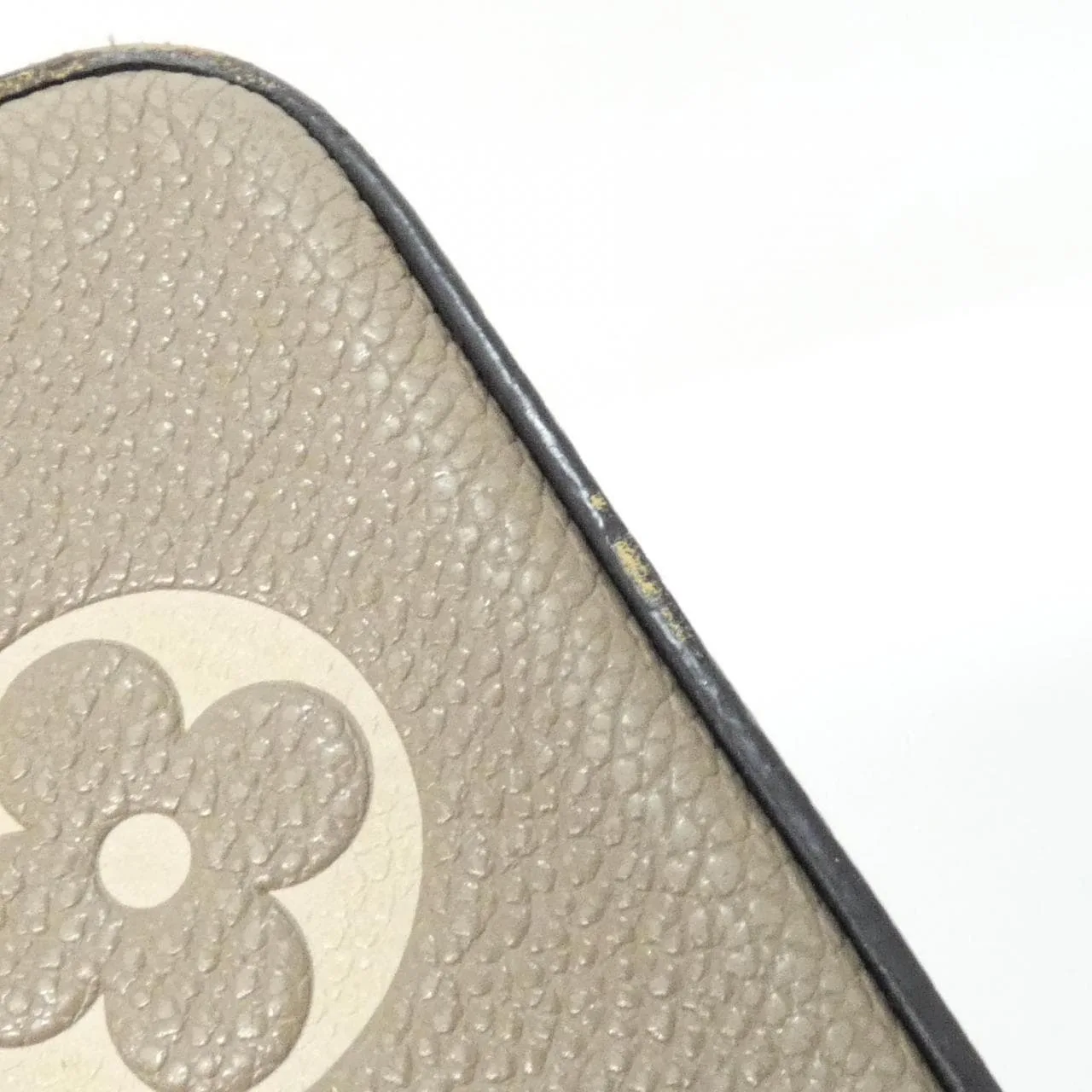 LOUIS VUITTON Pochette M69977 Shoulder Monogram 4