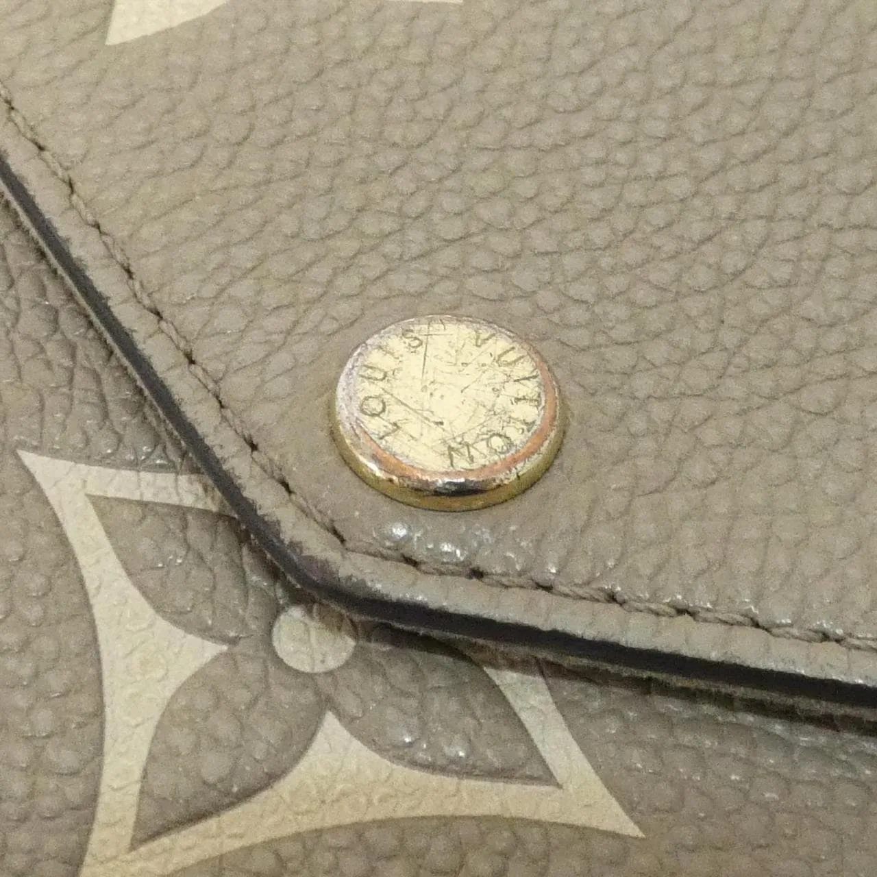 LOUIS VUITTON Pochette M69977 Shoulder Monogram 5
