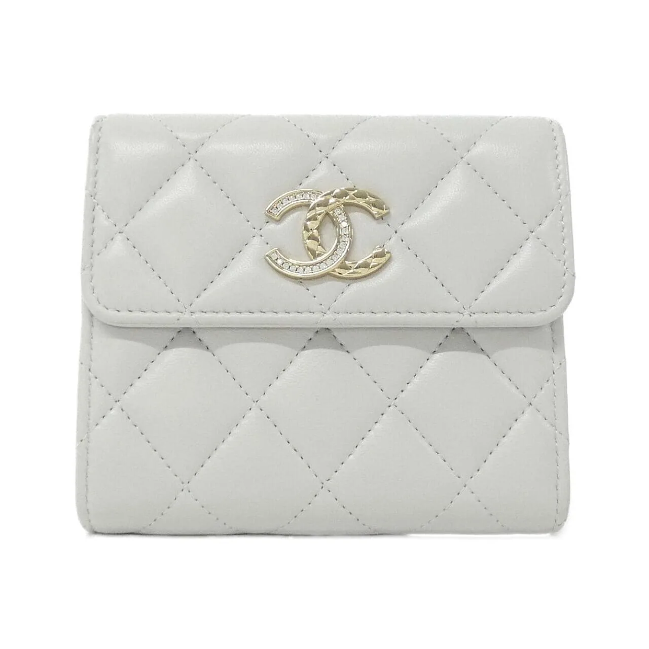 CHANEL Wallet Lambskin