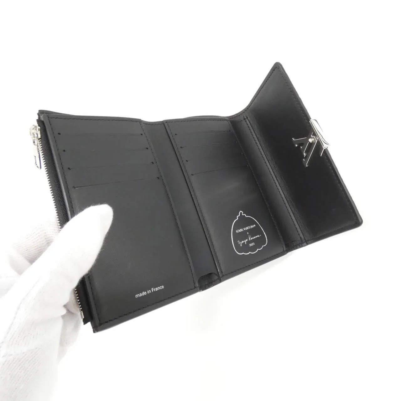 LOUIS VUITTON Capucines M81963 銀包 3