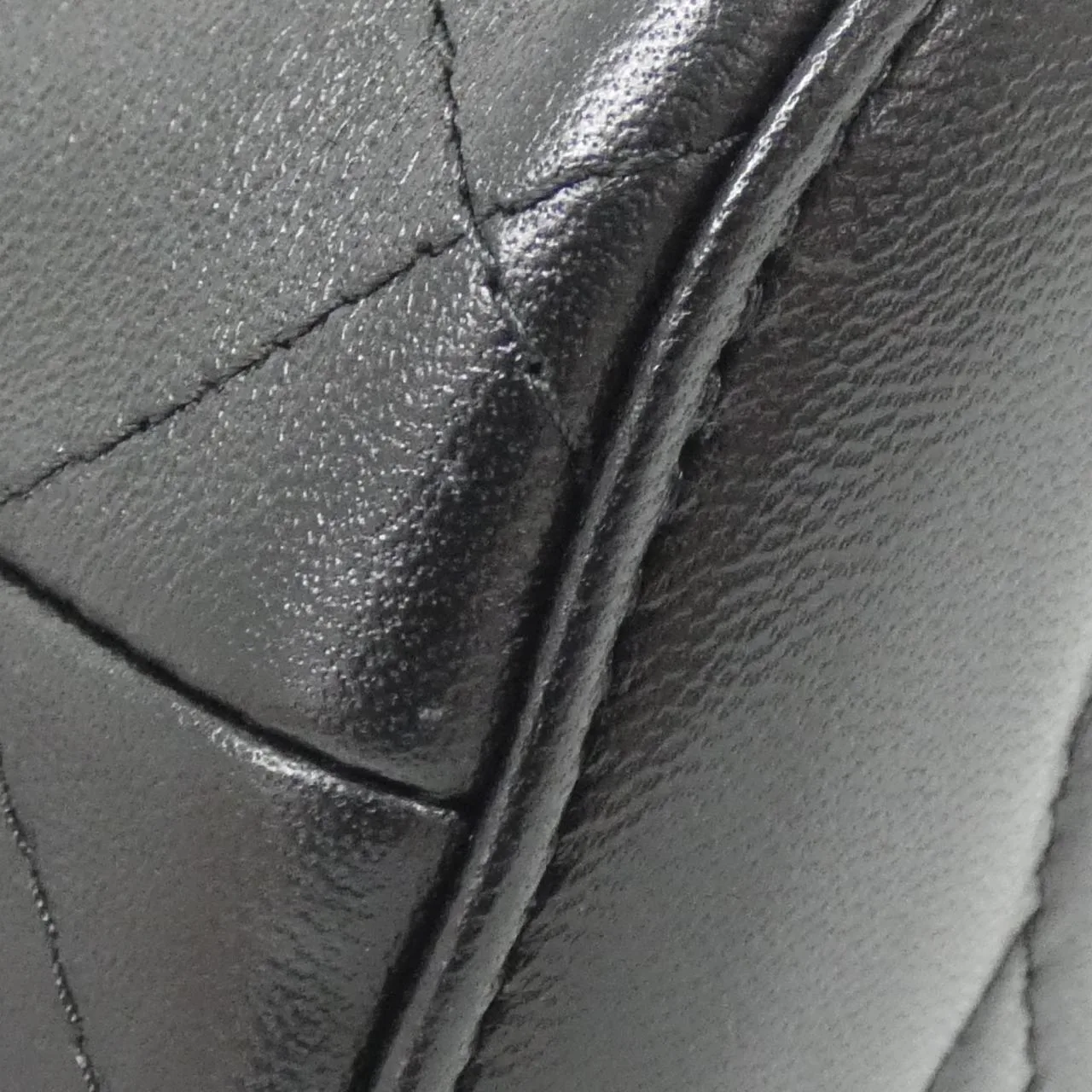 CHANEL AP4354 Shoulder Lambskin 3