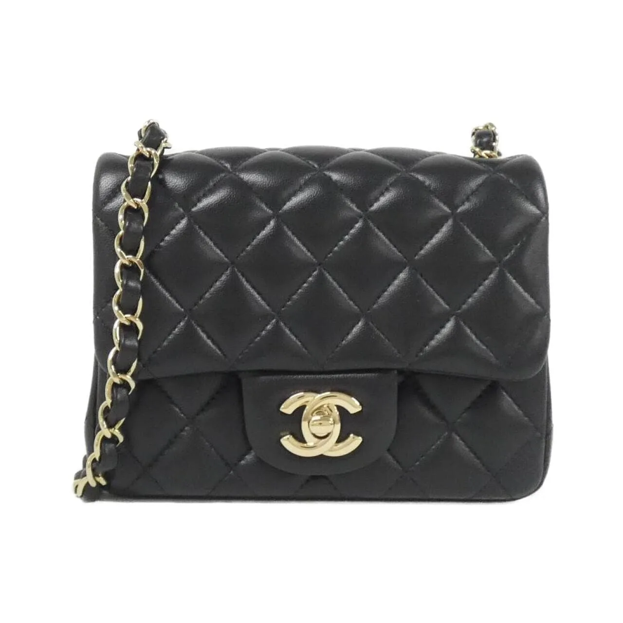CHANEL Matelasse 35200 Shoulder Lambskin