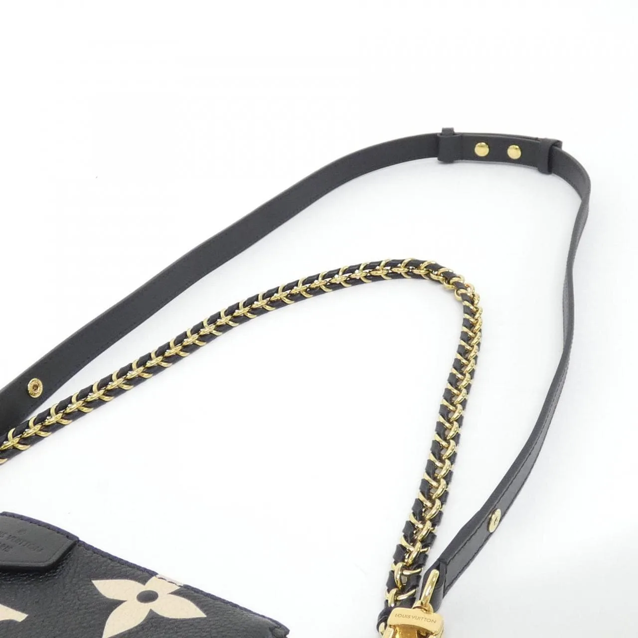 LOUIS VUITTON Pochette M45777 Shoulder Monogram 5
