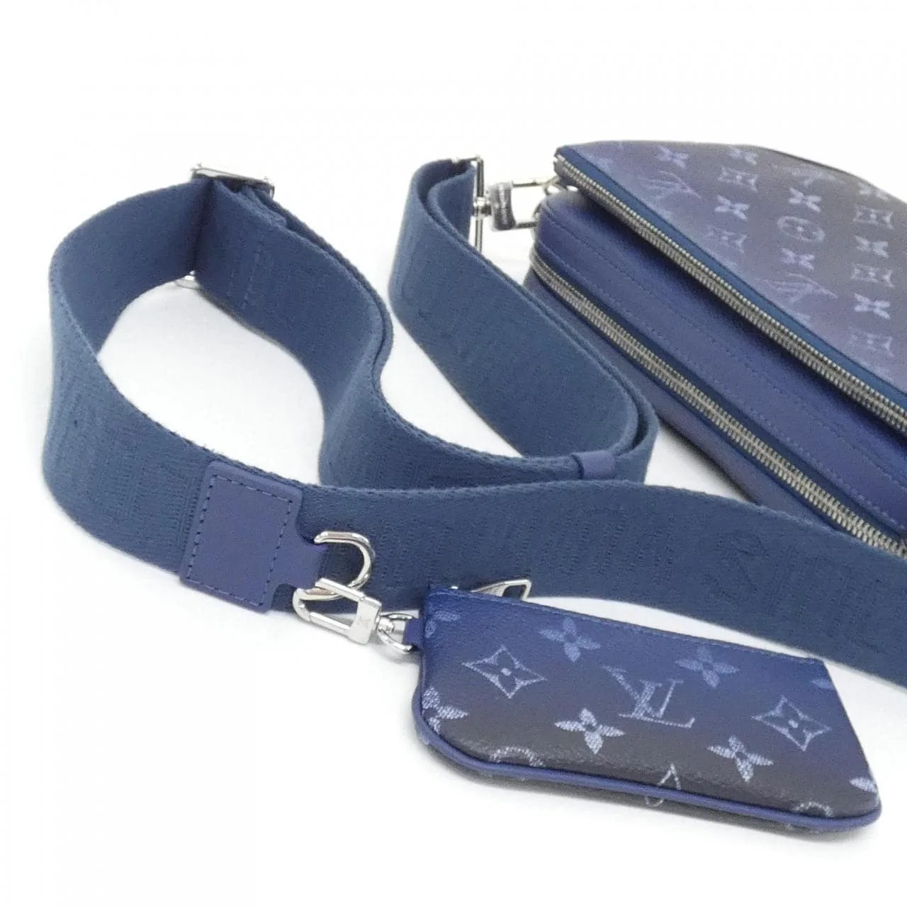 LOUIS VUITTON M11592 肩背包 Monogram 5