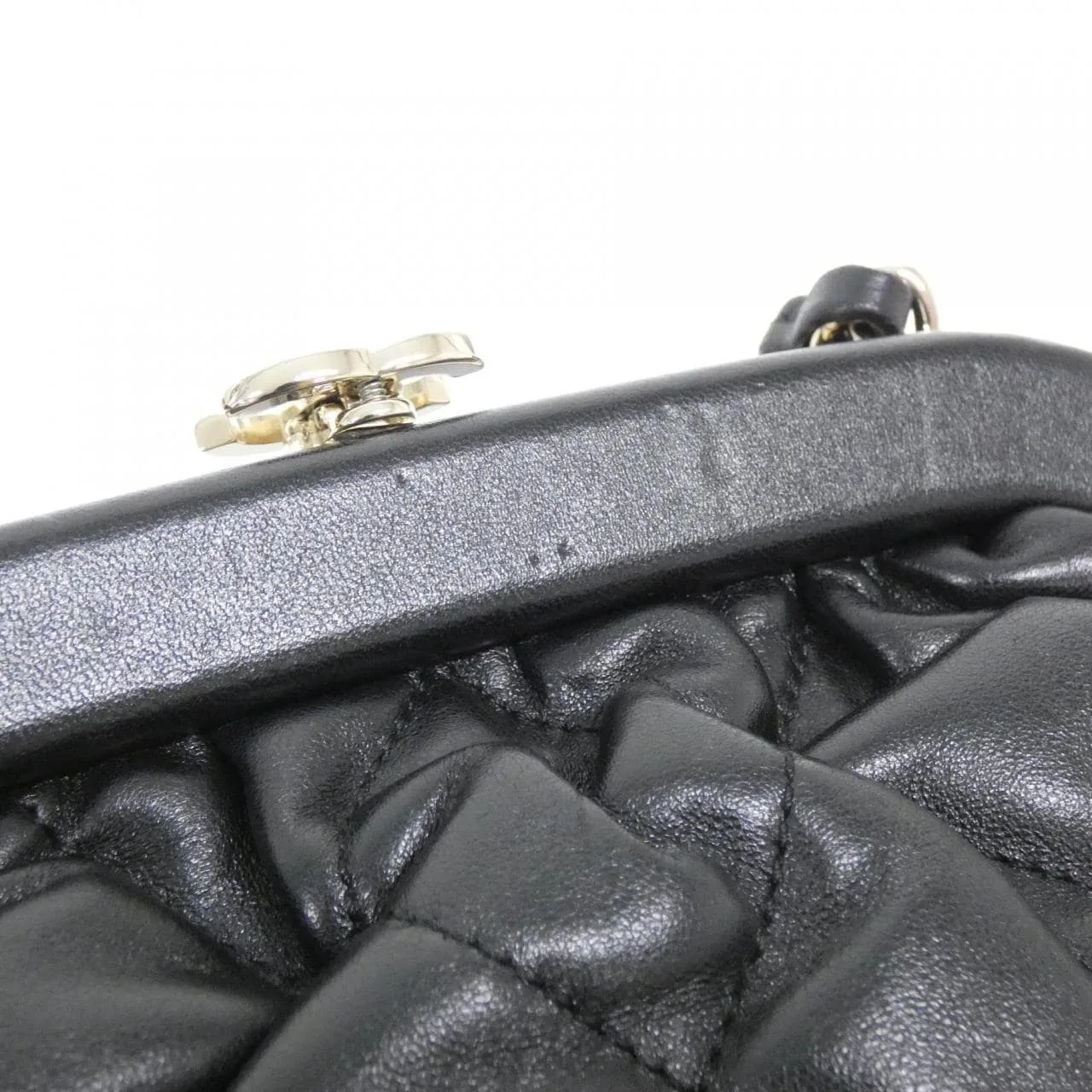 CHANEL AS4717 Shoulder Lambskin 3