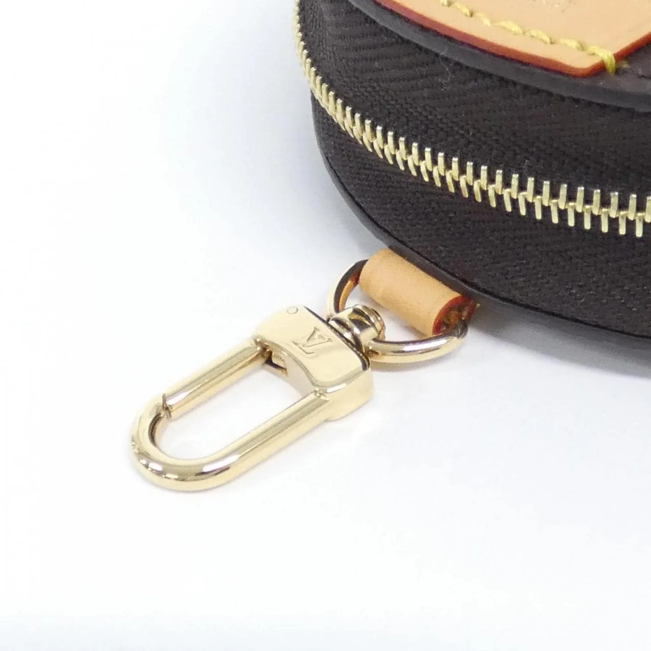 LOUIS VUITTON LBC002 銀包 Monogram 5