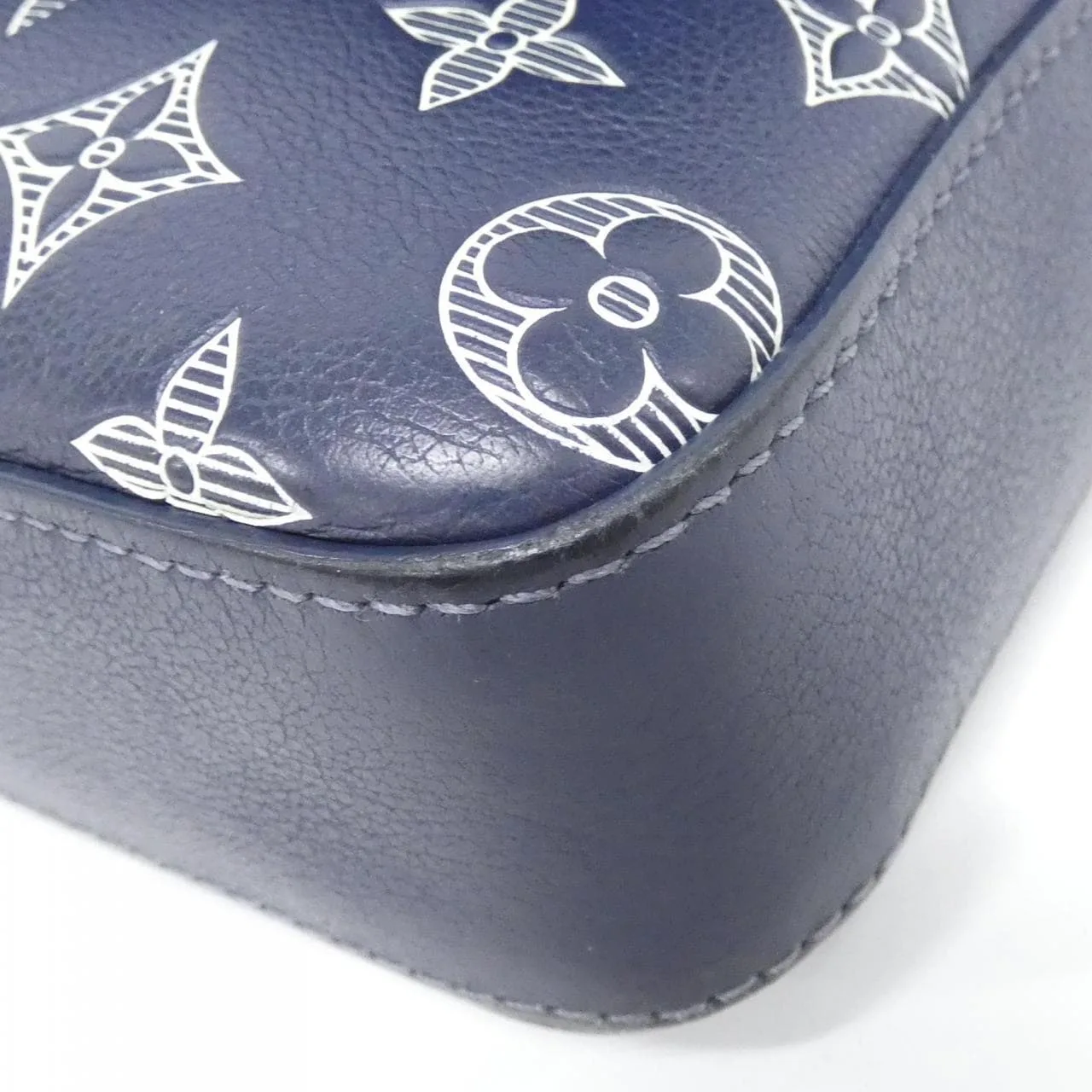 LOUIS VUITTON M24753 肩背包 Monogram 3