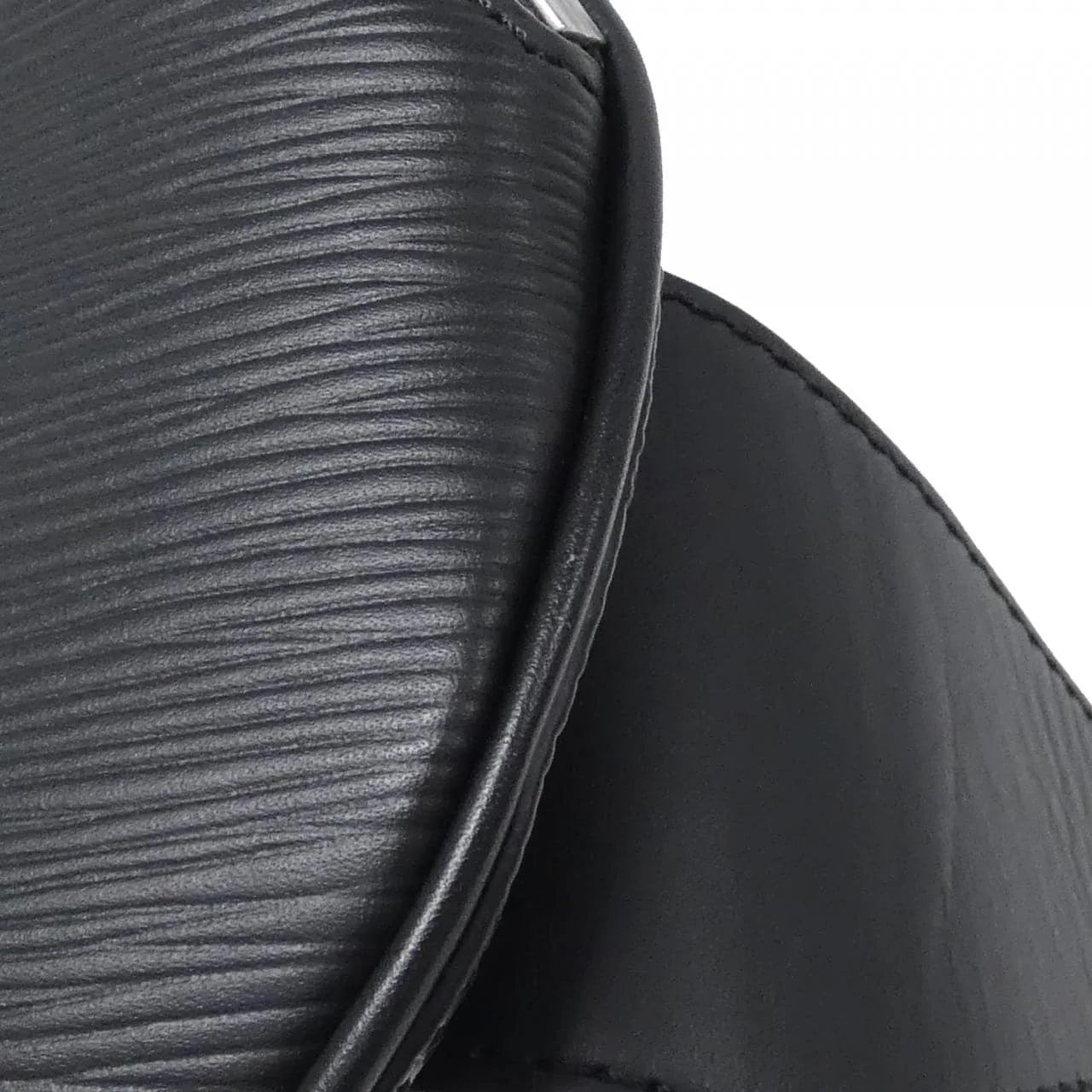 LOUIS VUITTON Bum Bag M55131 Shoulder Epi 4