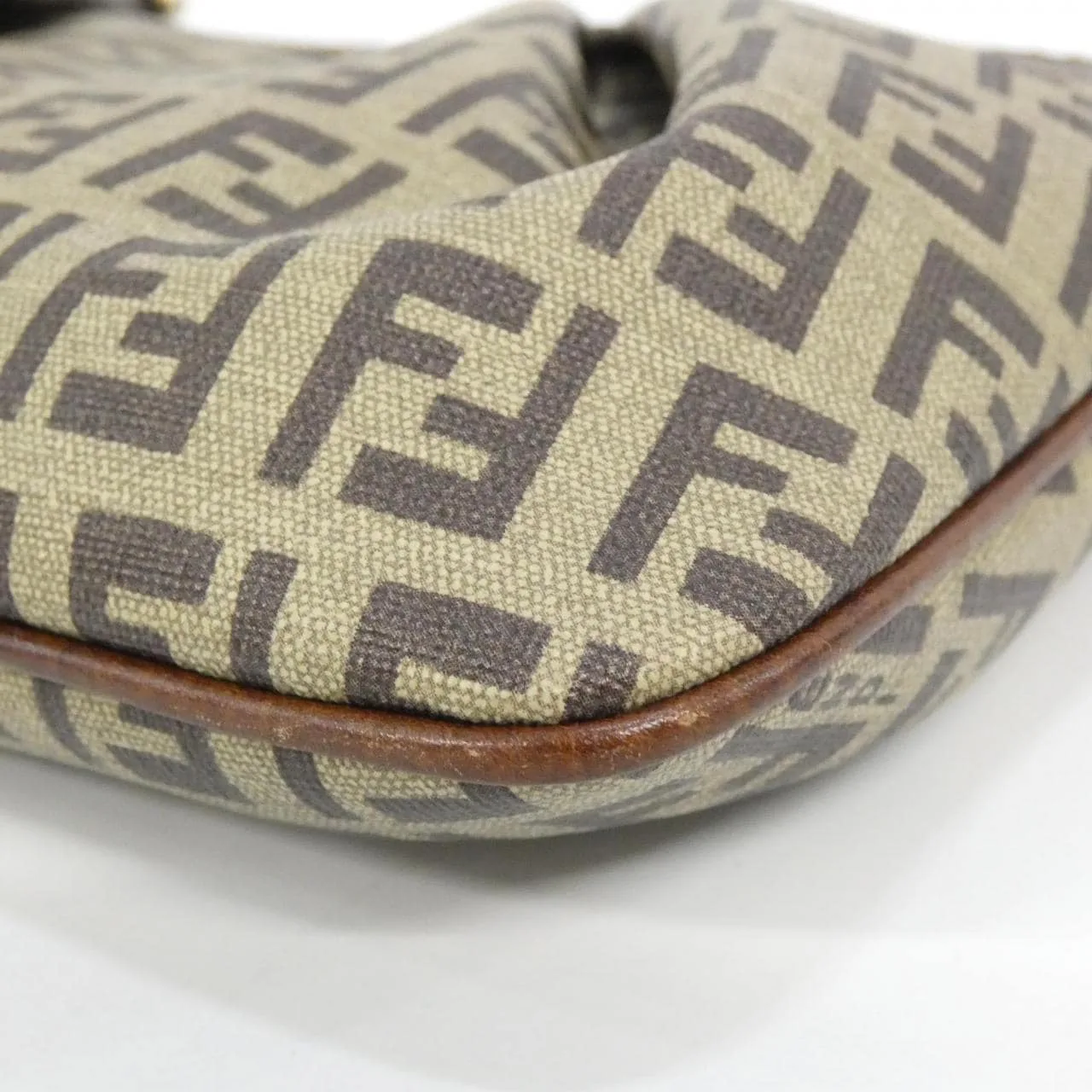 FENDI Baguette 8BR566 WD3 手提包 帆布 2