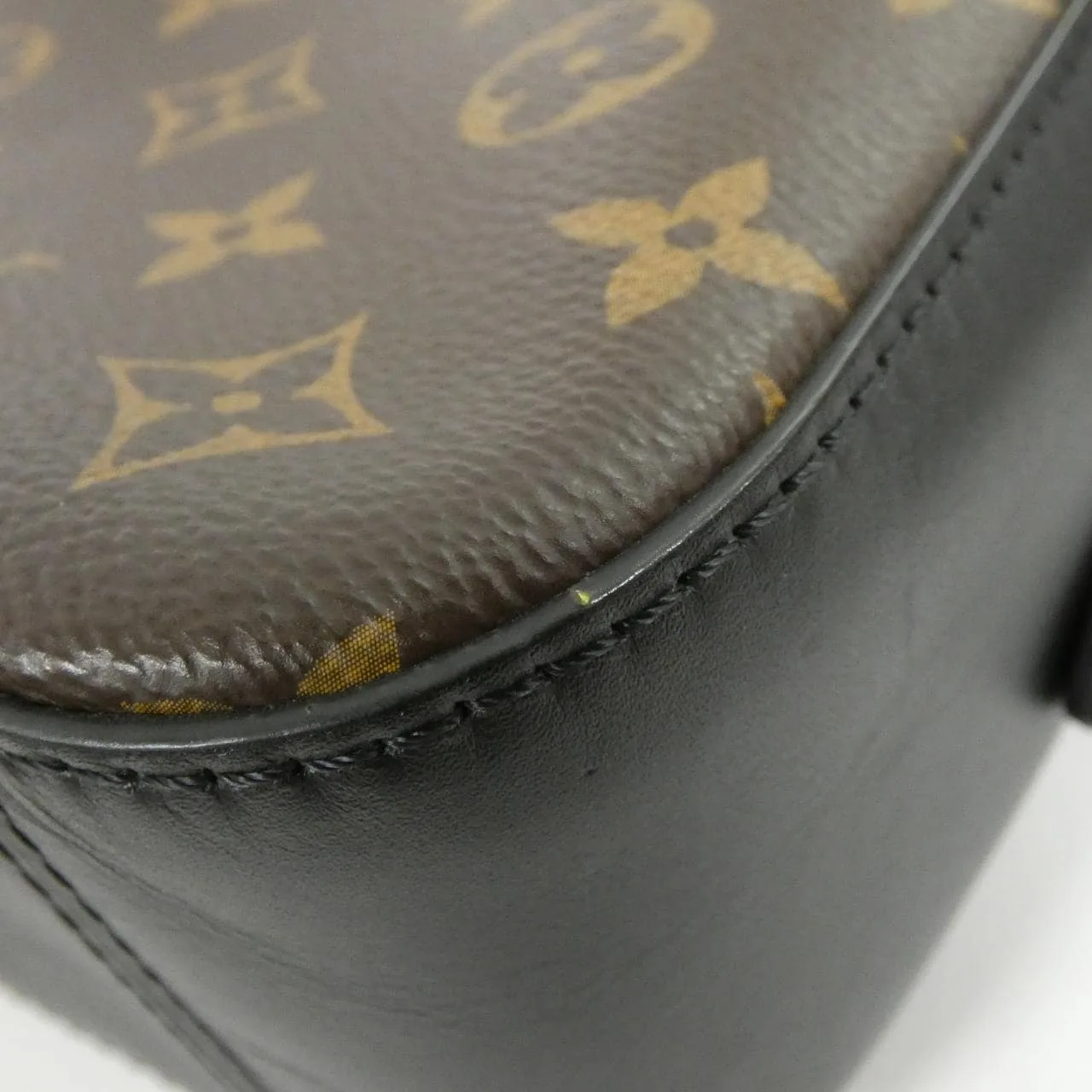 LOUIS VUITTON M43555 肩背包 Monogram 3