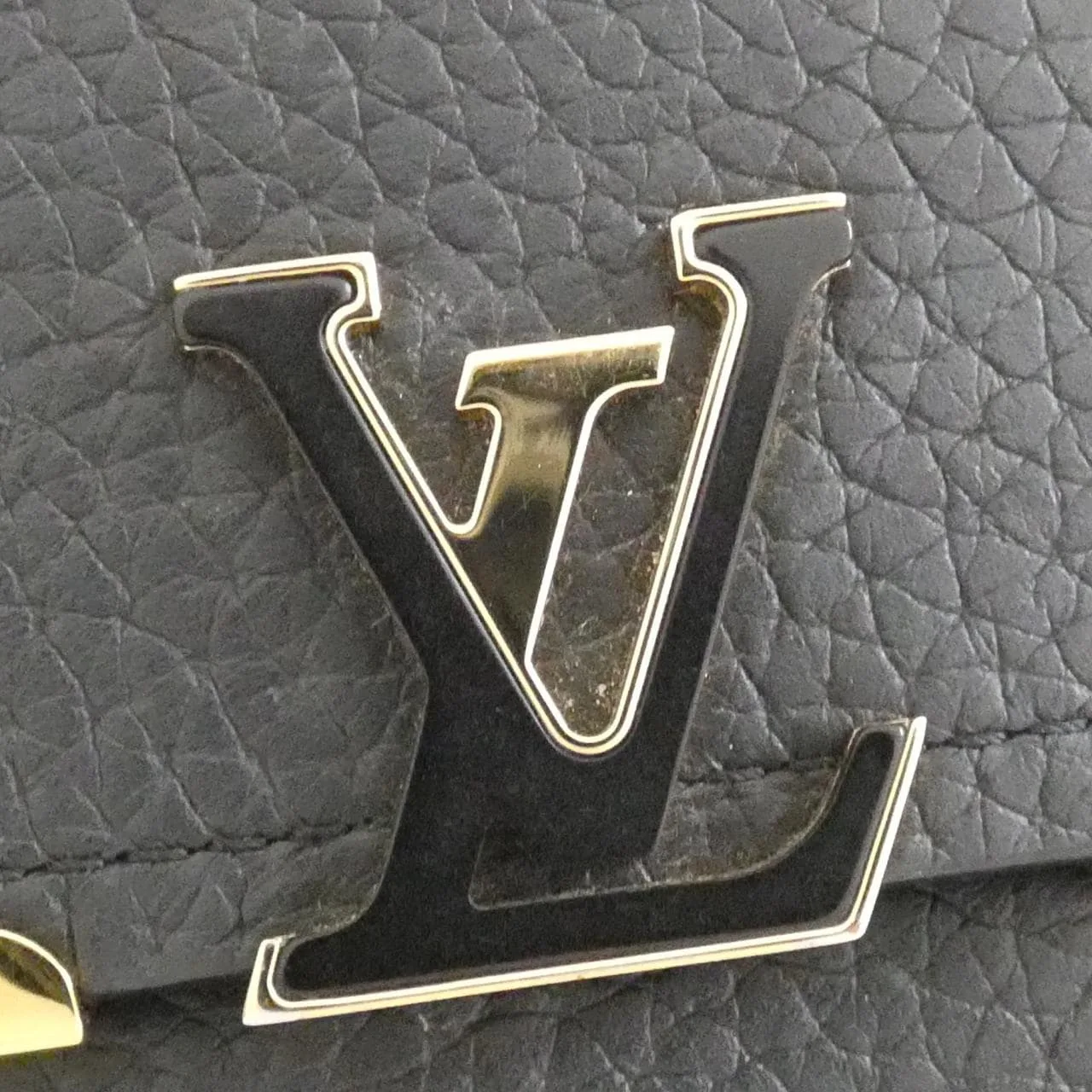 LOUIS VUITTON Capucines M82764 銀包 4