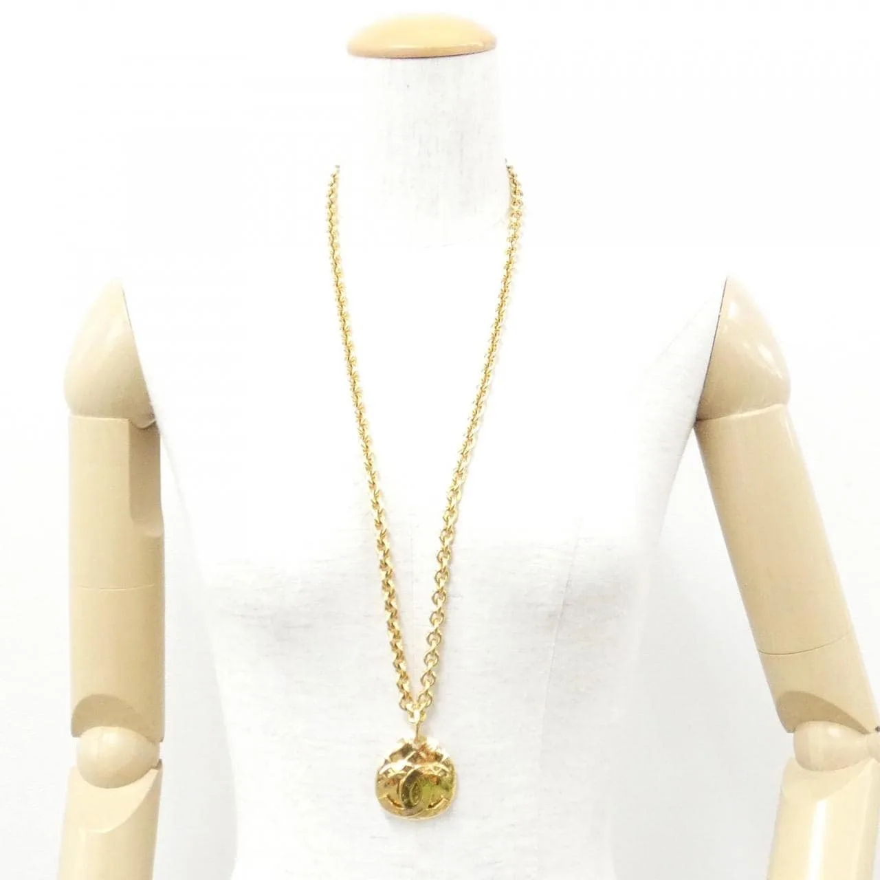 CHANEL Accessories 5