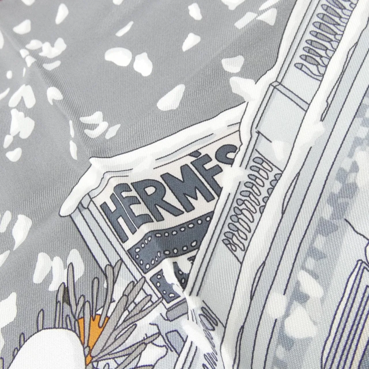 HERMES Scarf 2