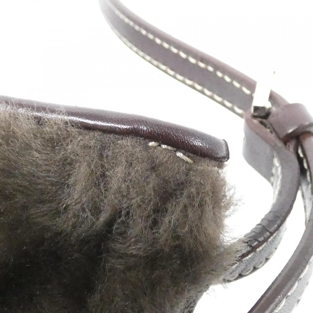LOEWE Shoulder 4