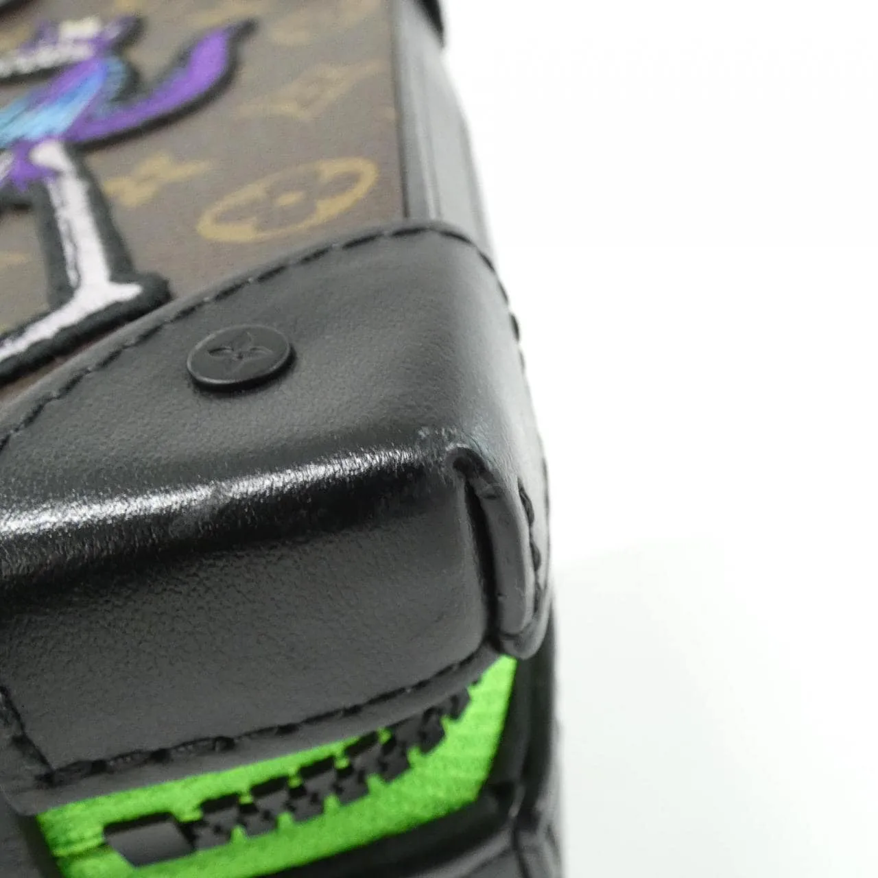 LOUIS VUITTON Soft Trunk M80144 肩背包 Monogram 5