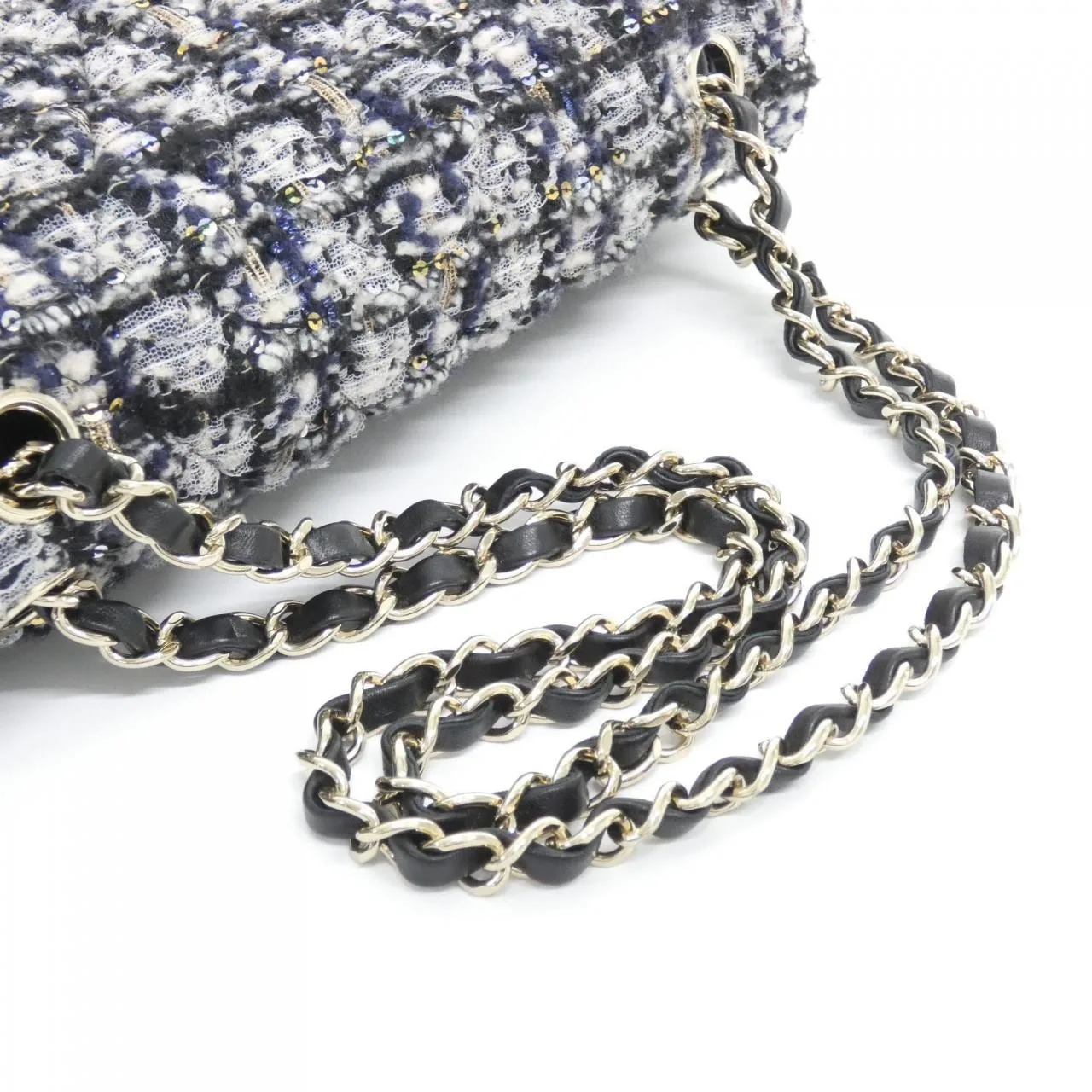 CHANEL Matelasse 1112 Shoulder Tweed 4