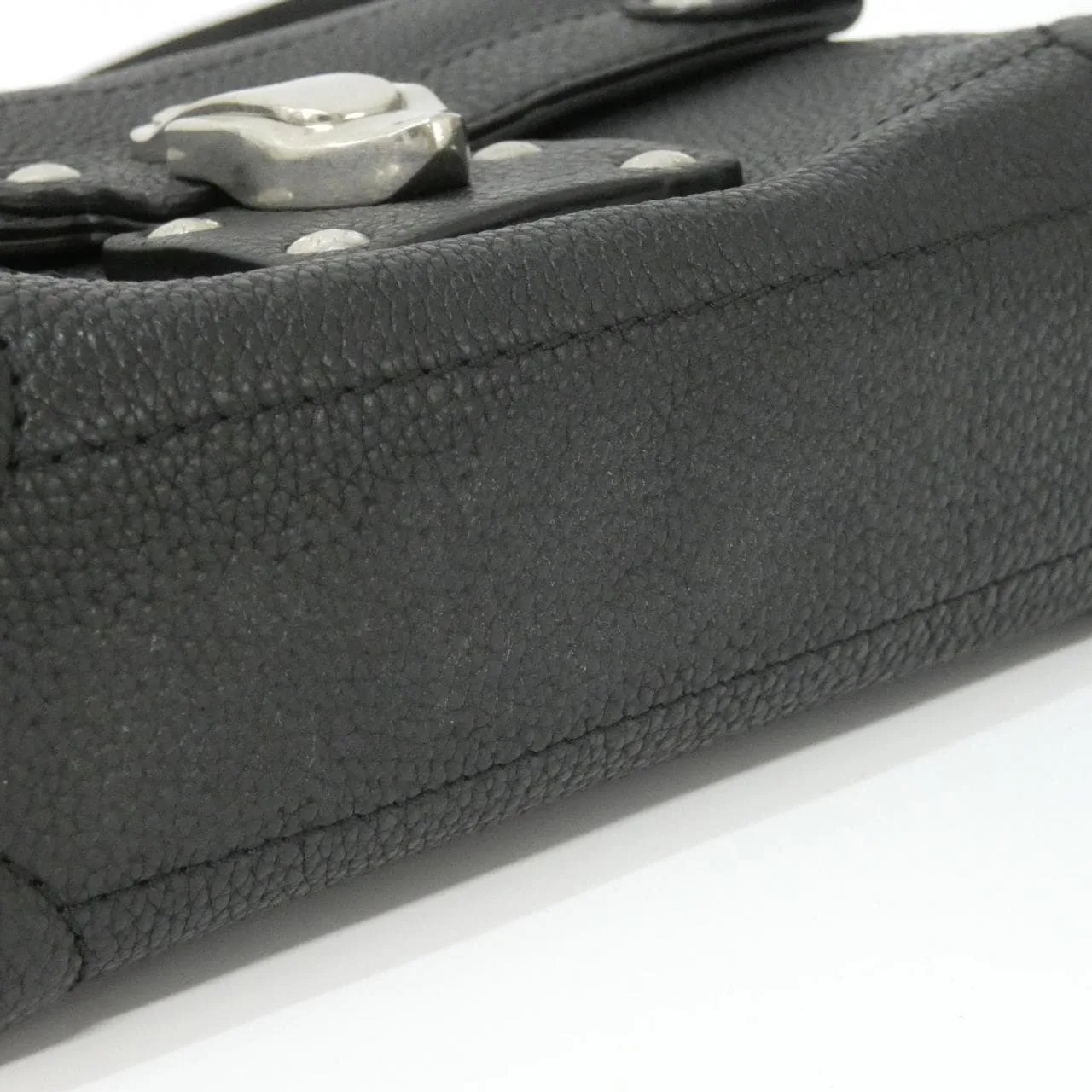 LOUIS VUITTON M11516 肩背包 3