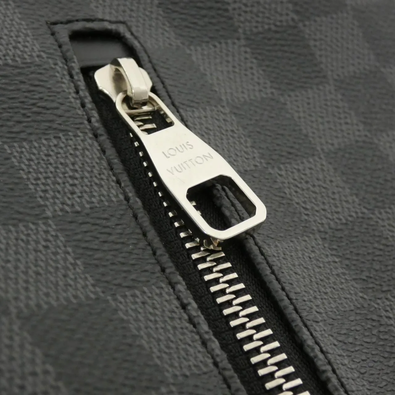 LOUIS VUITTON N41211 肩背包 Damier 4