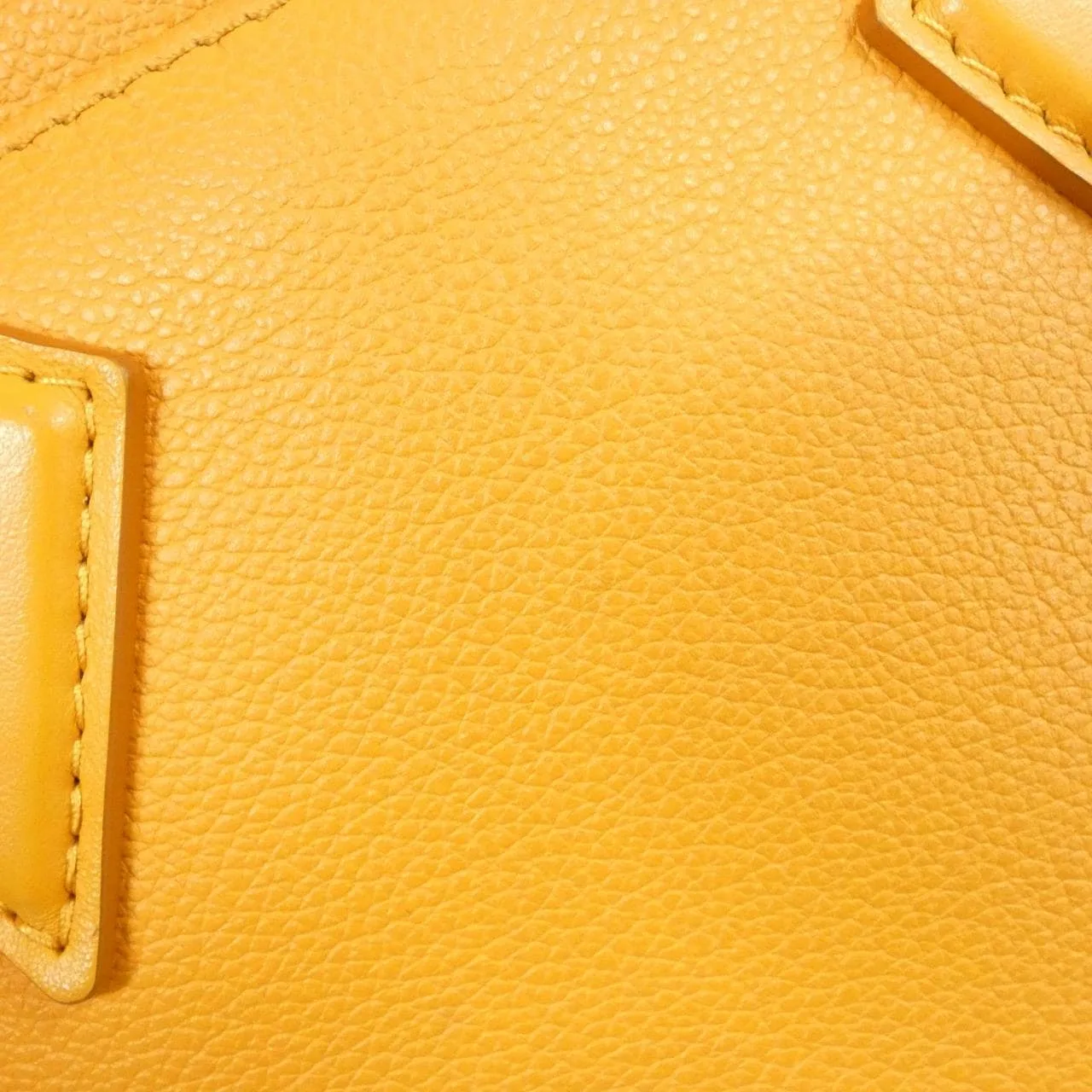 LOUIS VUITTON M57730 Handbag 5