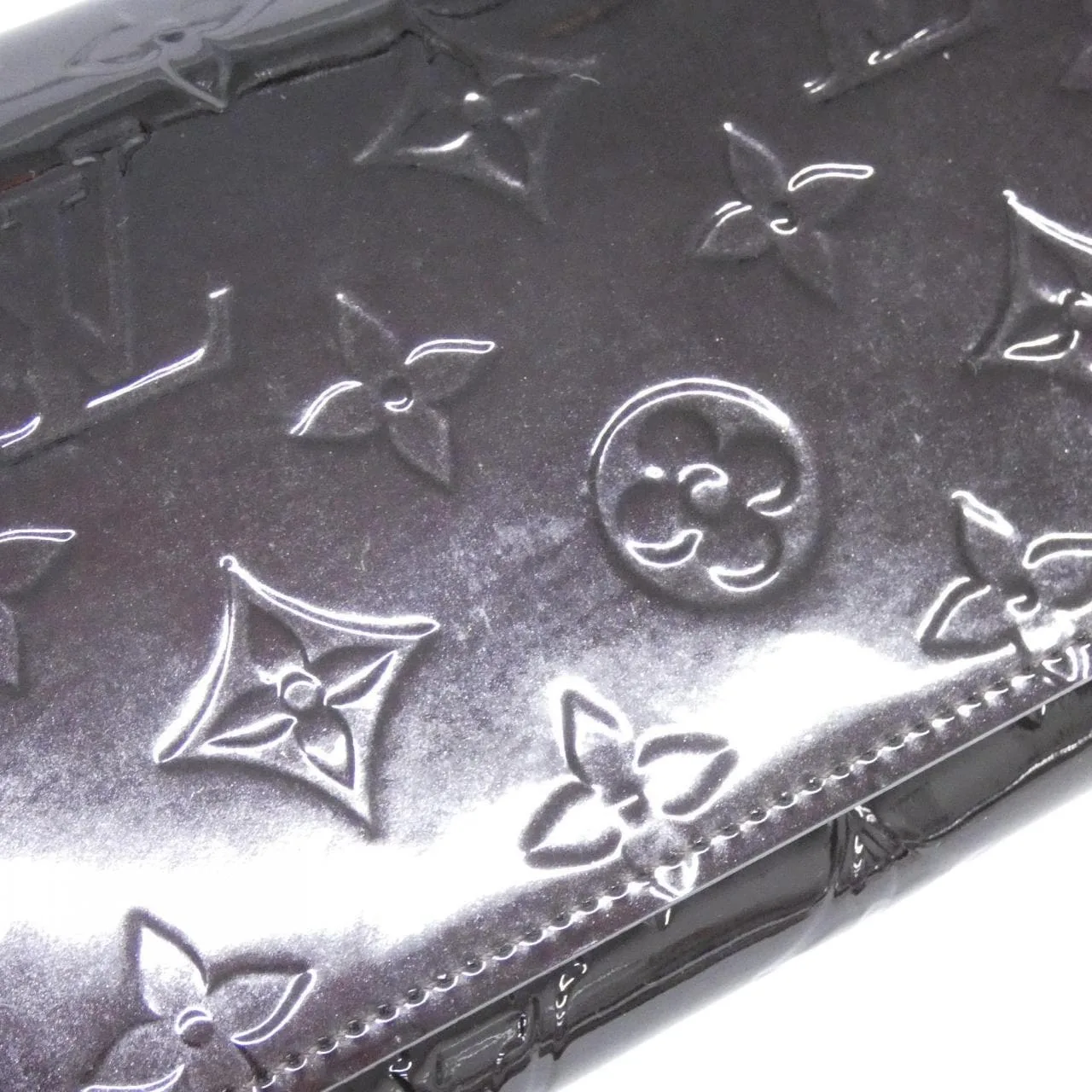 LOUIS VUITTON M90088 Wallet Vernis 3