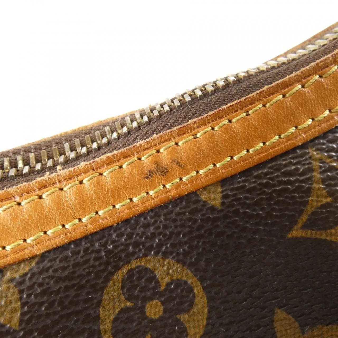 LOUIS VUITTON Odéon M56390 Shoulder Monogram Black Monogram Rank B - Thumbnail 5