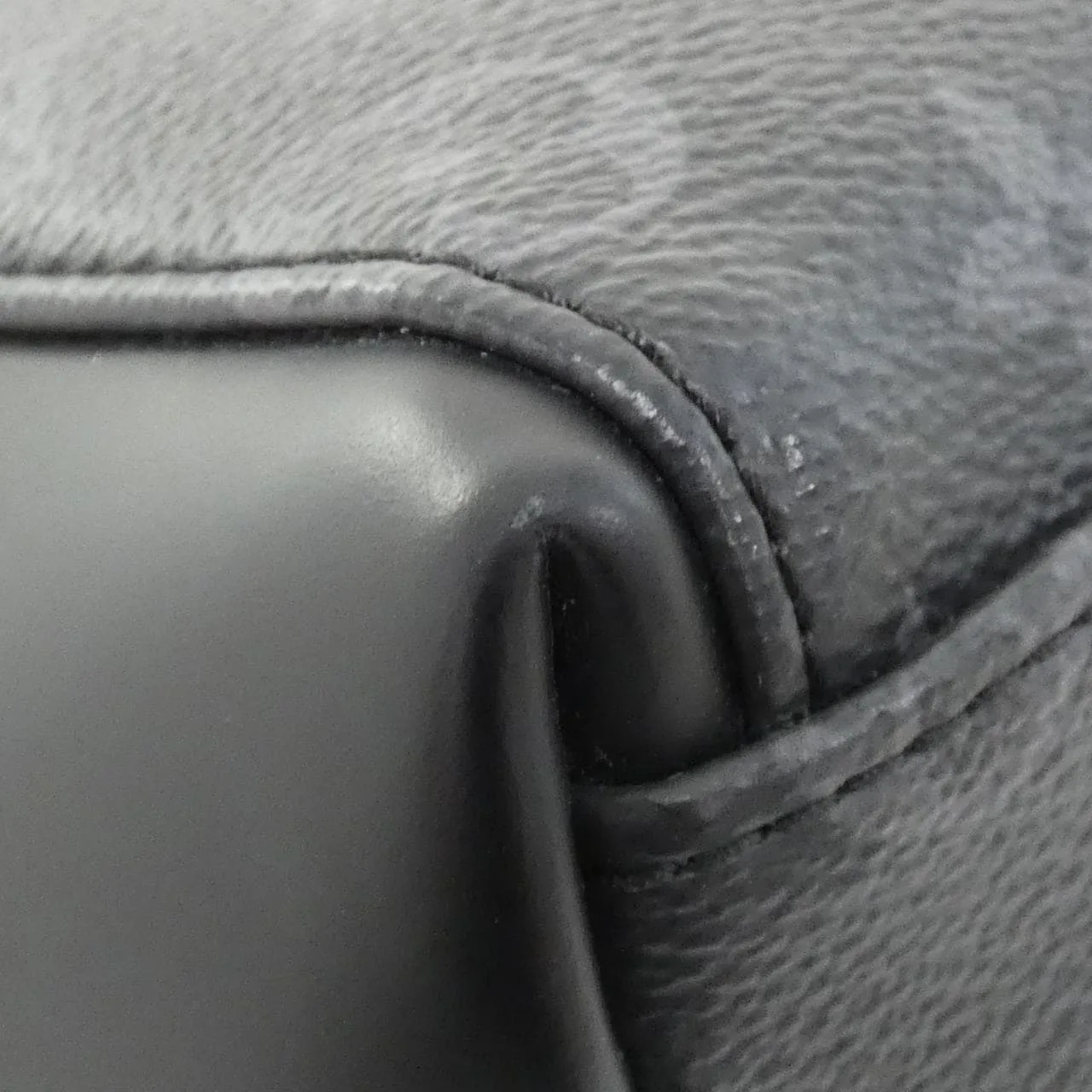 LOUIS VUITTON Eclipse M40511 Shoulder Monogram 3