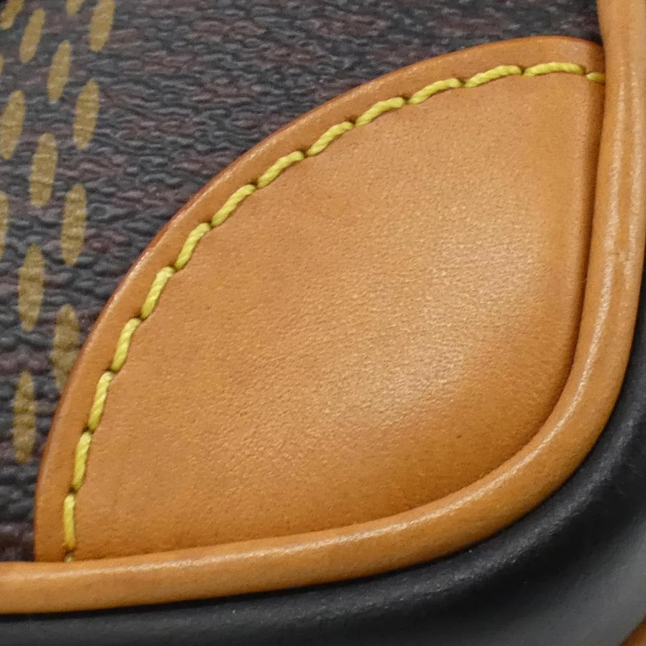 LOUIS VUITTON N40357 肩背包 Damier 5
