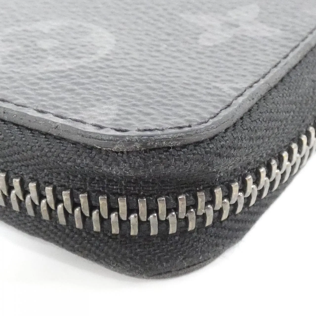 LOUIS VUITTON Eclipse M62295 Wallet Monogram 3