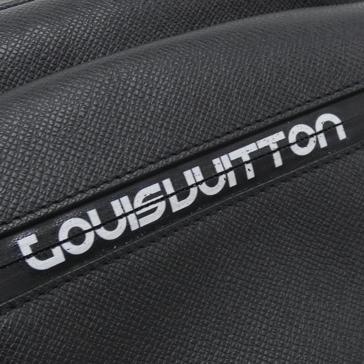 LOUIS VUITTON M31003 肩背包 5