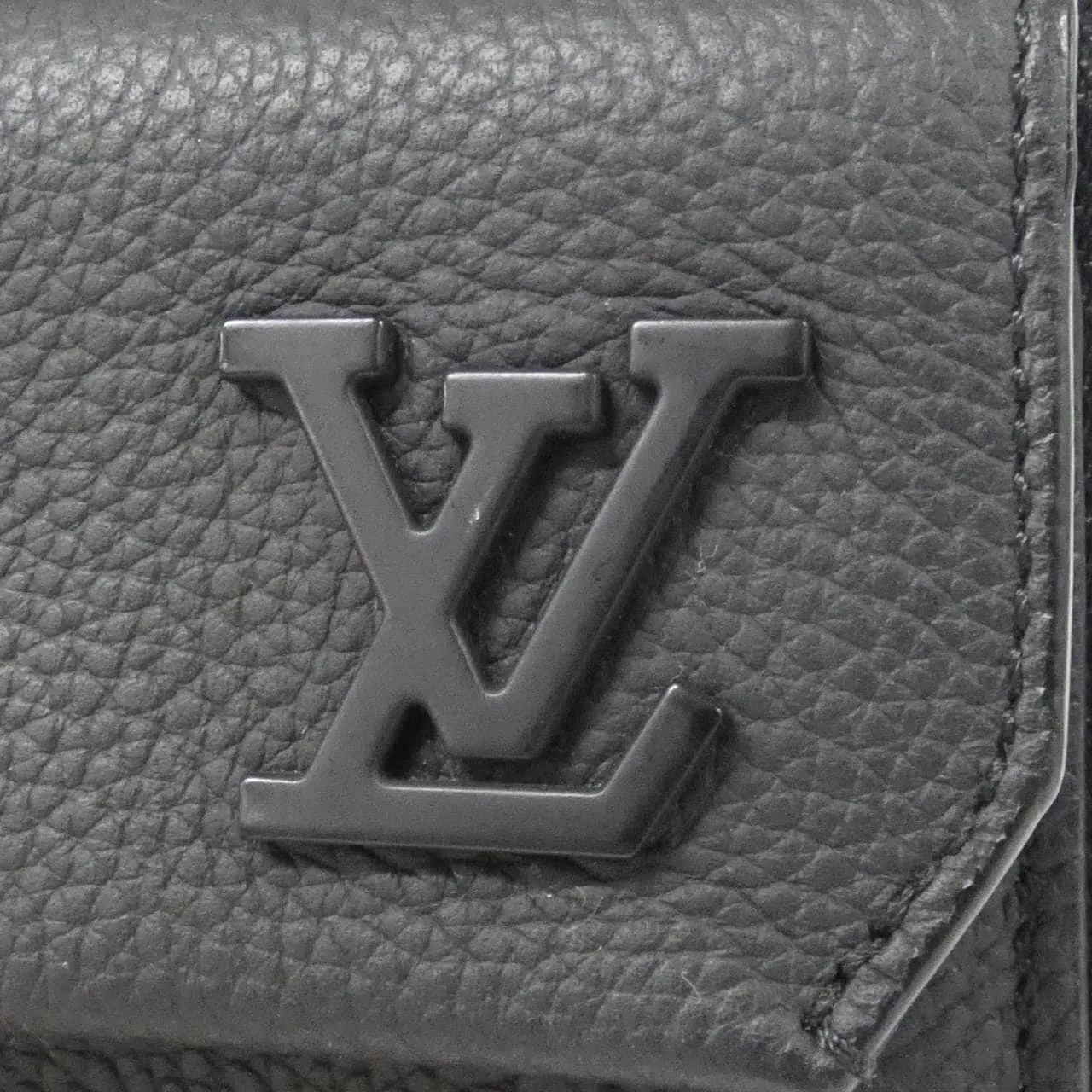 LOUIS VUITTON M57089 肩背包 羊皮 4
