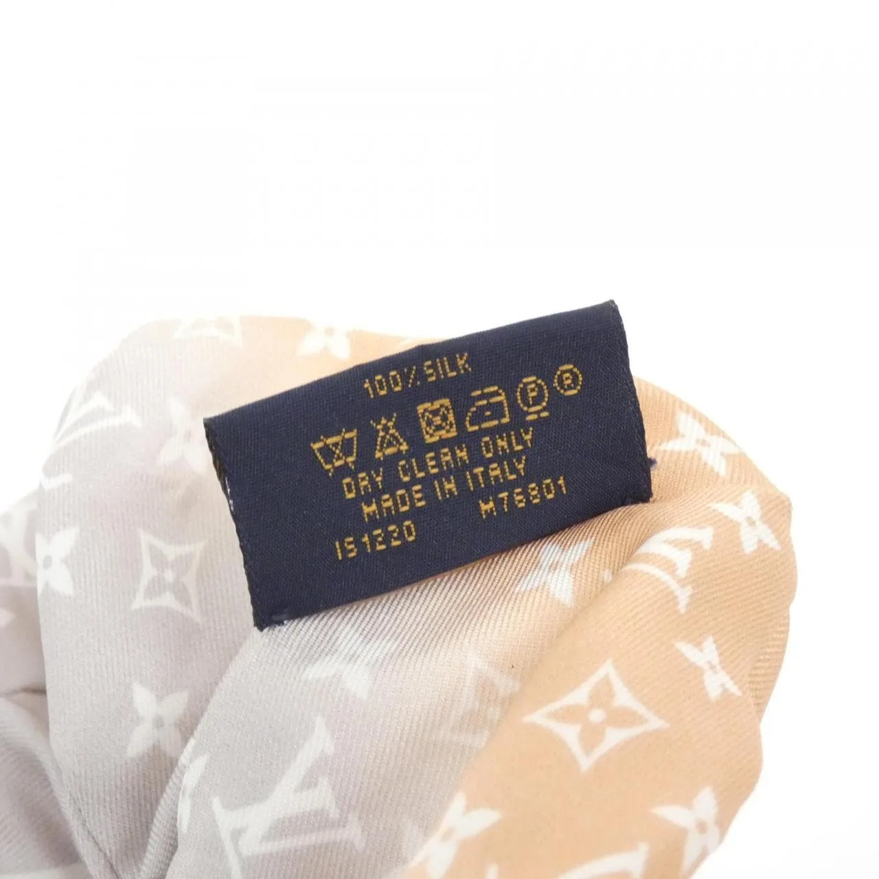 LOUIS VUITTON M76801 配飾 Monogram 4