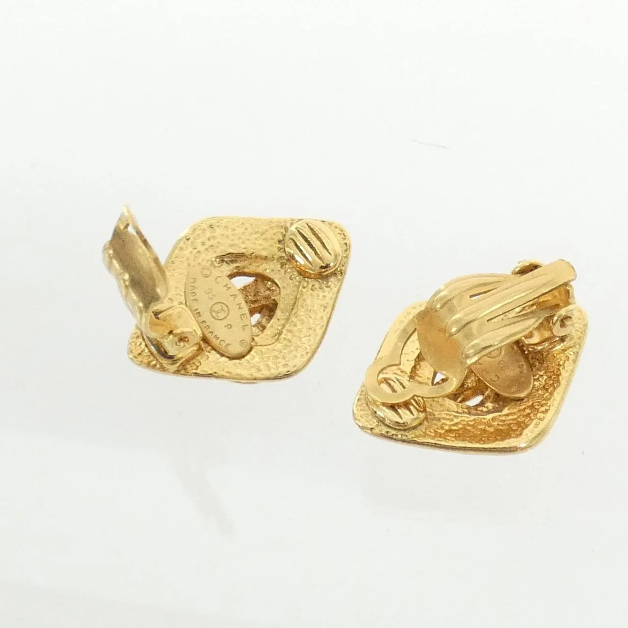 CHANEL Accessories 3