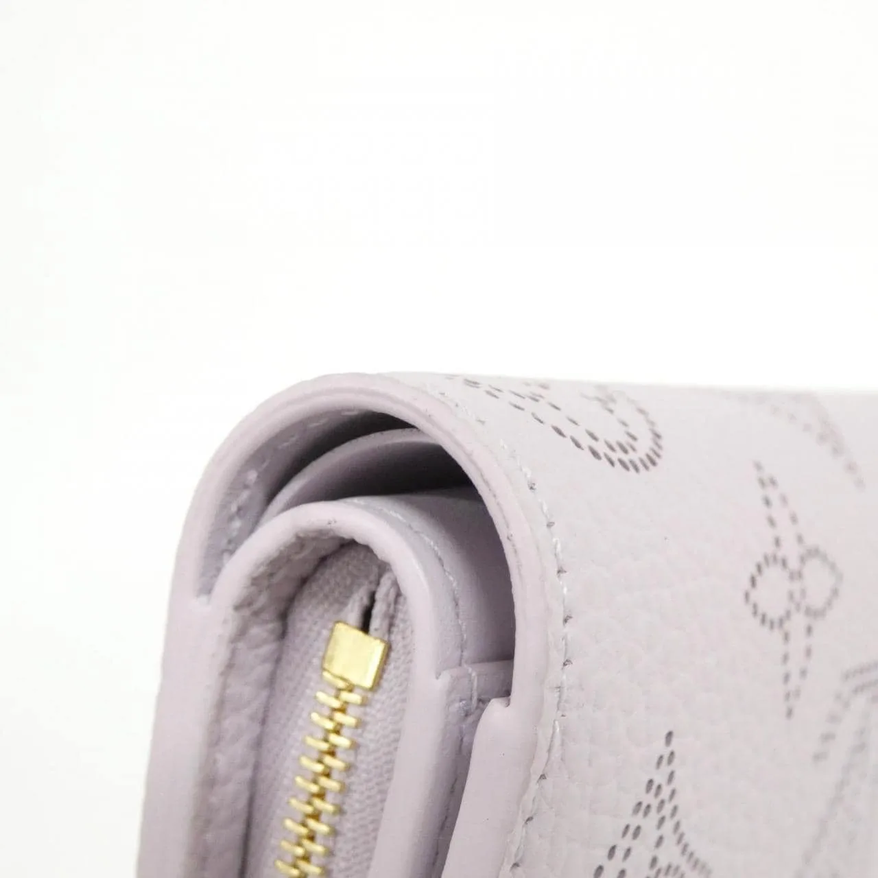 LOUIS VUITTON Mahina M26103 銀包 2