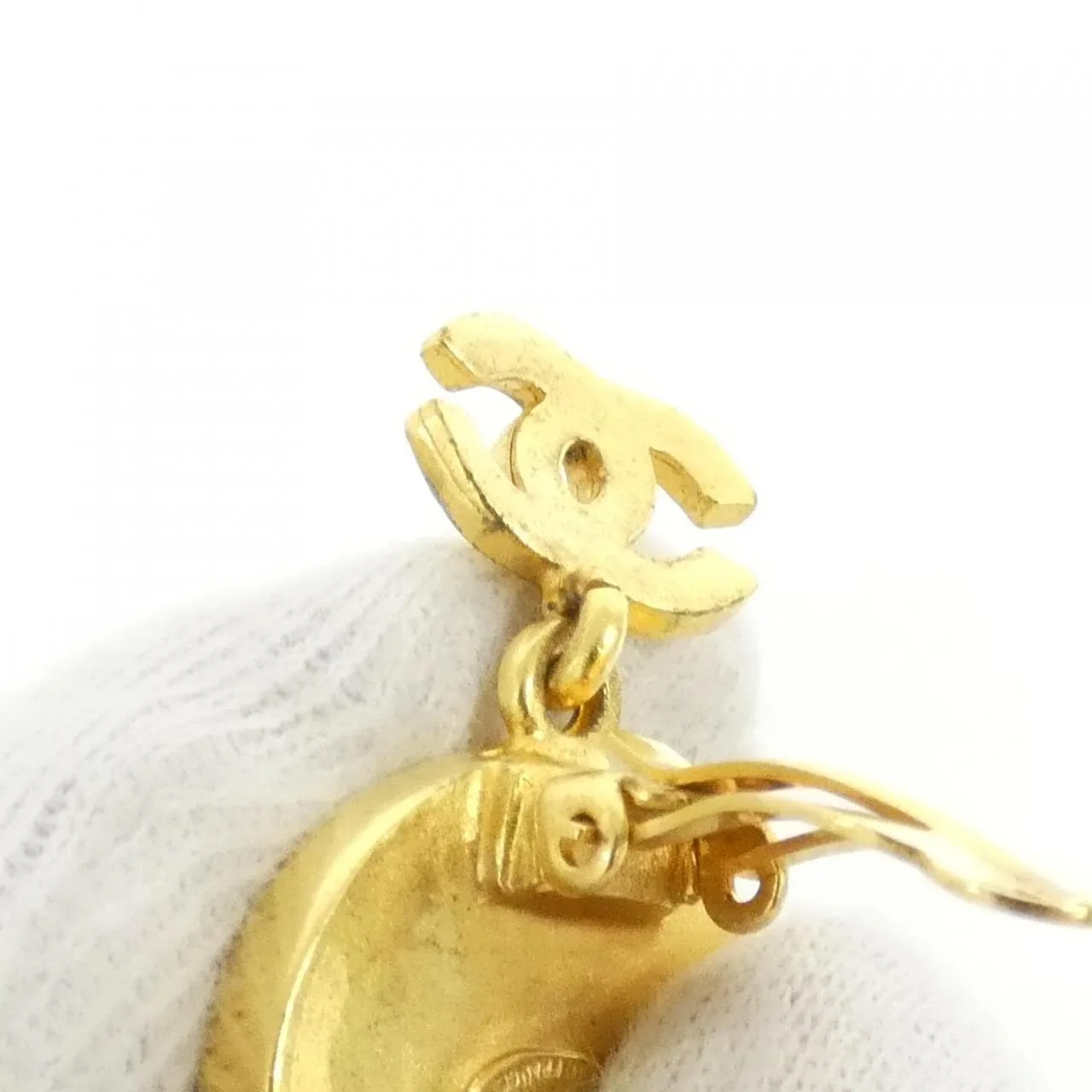 CHANEL Accessories 4