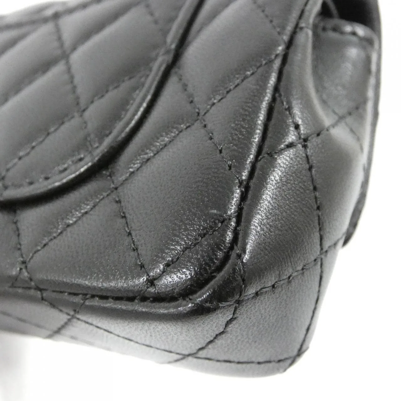 CHANEL AP4760 Key Case Lambskin 3