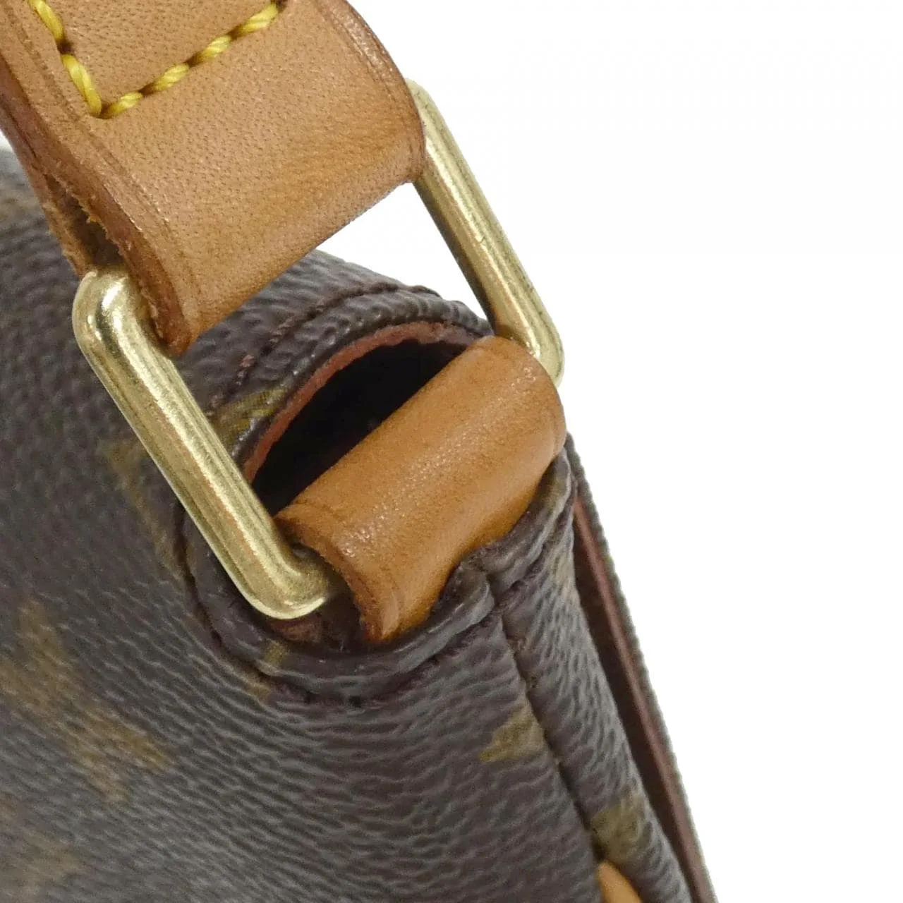 LOUIS VUITTON Musette M51257 Shoulder Monogram 4