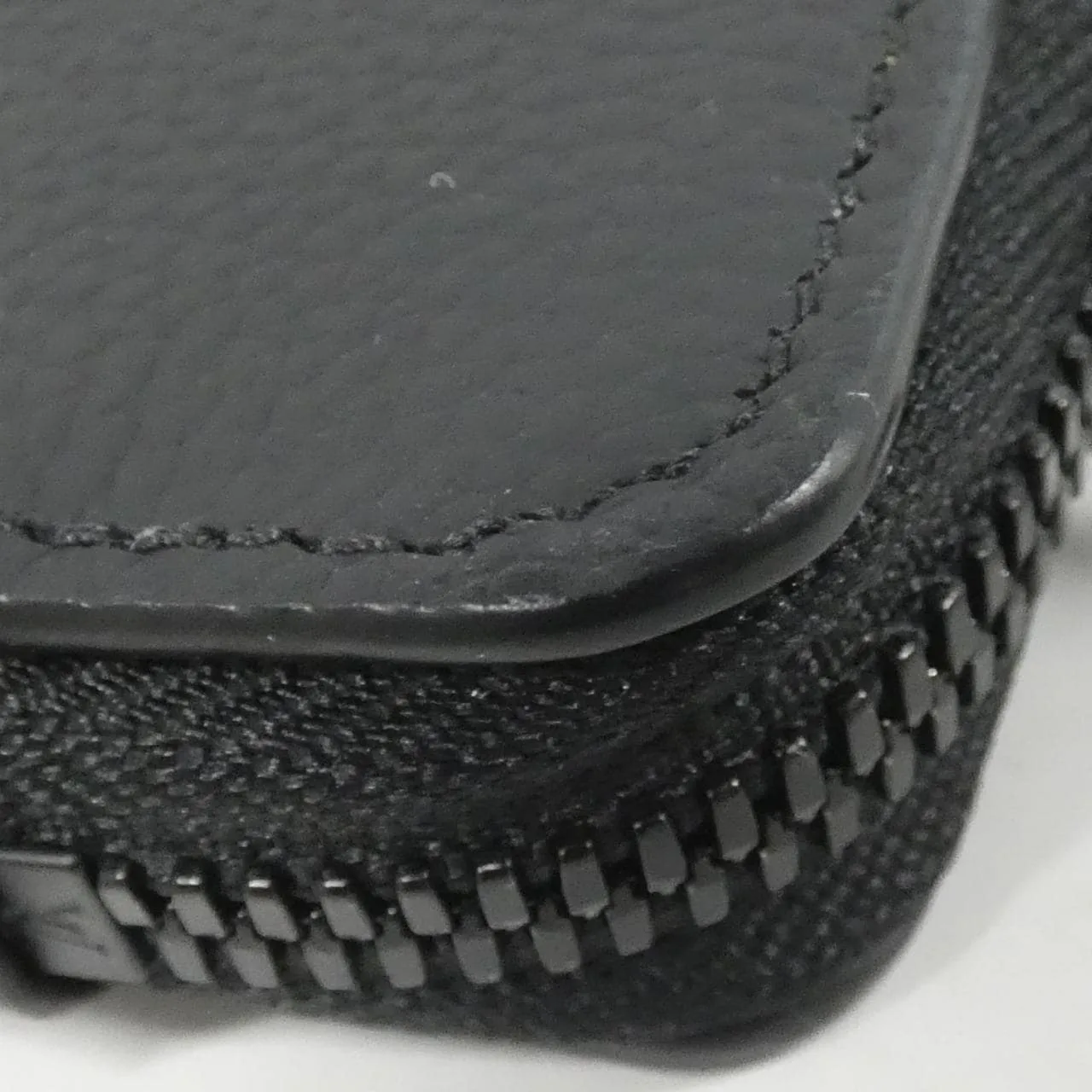LOUIS VUITTON M57089 肩背包 羊皮 3