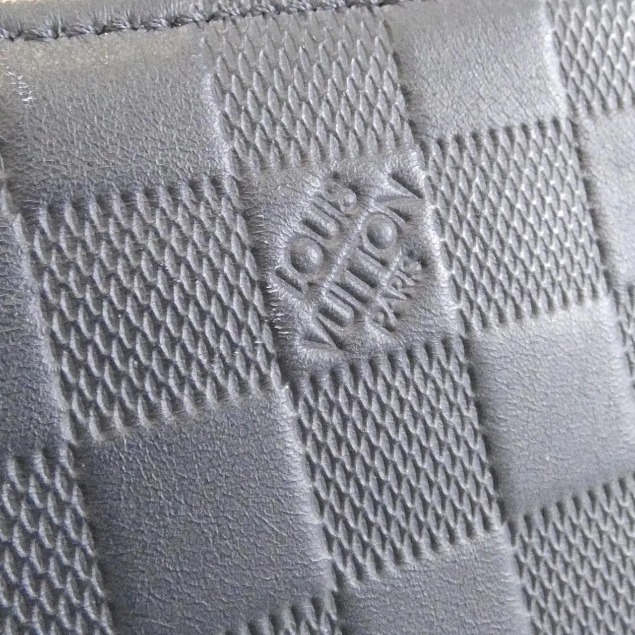 LOUIS VUITTON Discovery N42415 肩背包 Damier 4