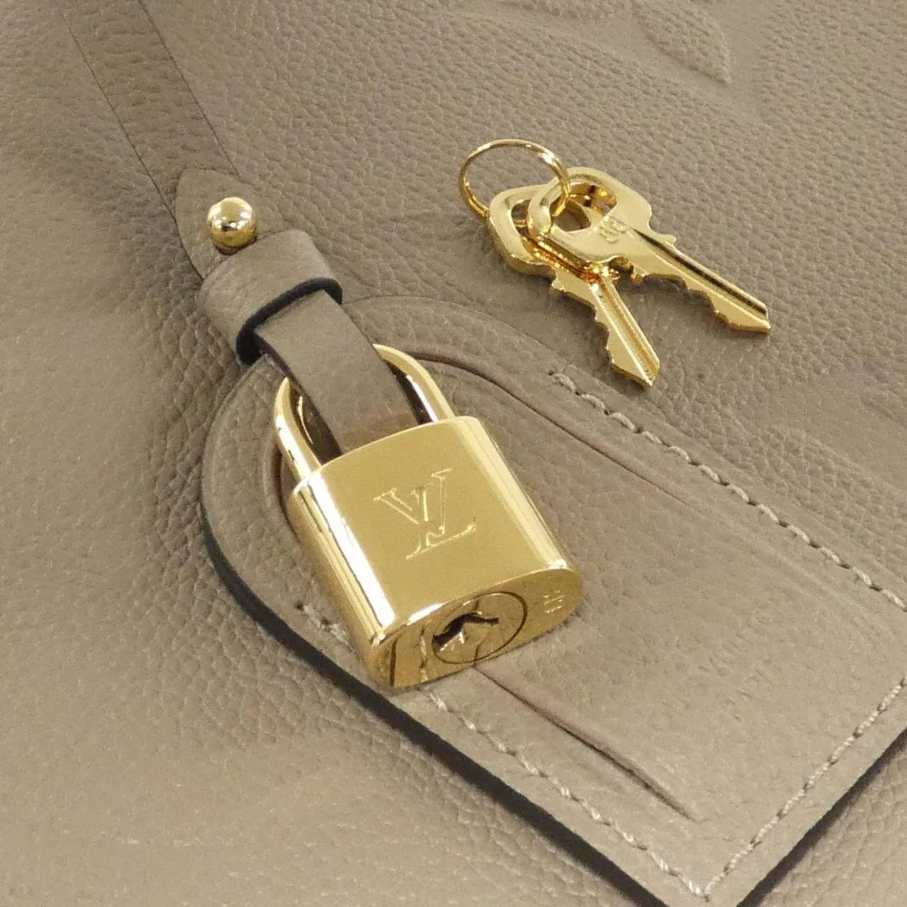 LOUIS VUITTON M45833 Handbag Monogram 3