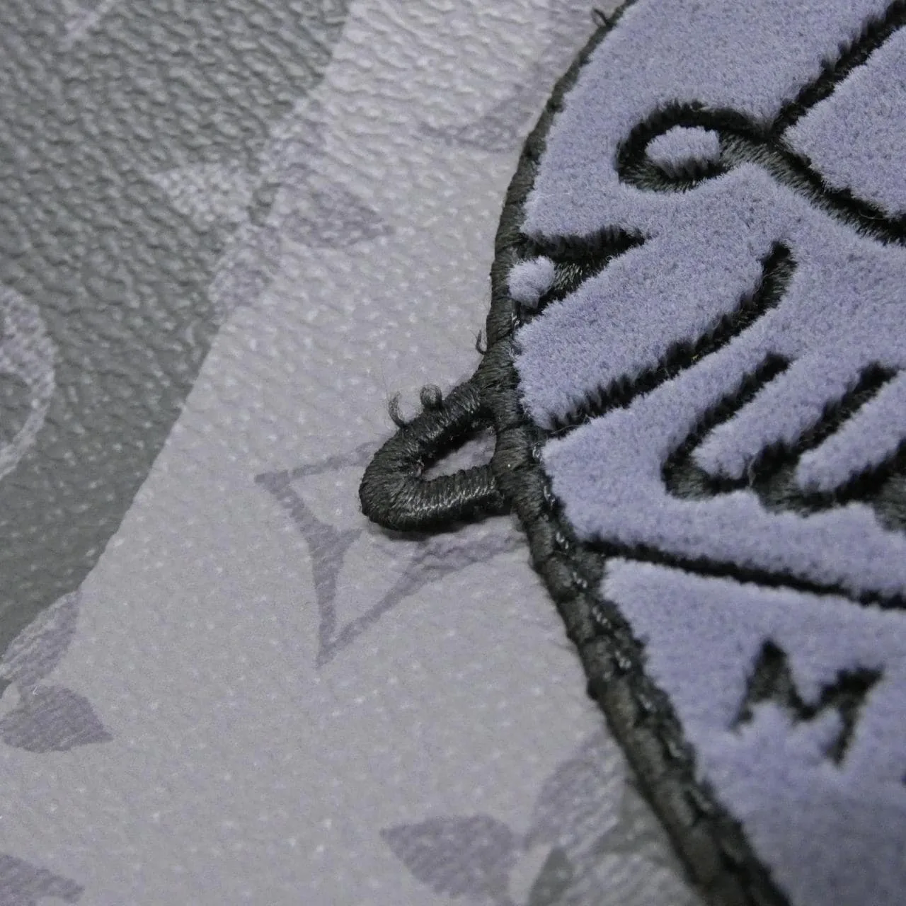 LOUIS VUITTON Eclipse M59338 Shoulder Monogram 黑色 Monogram 中古品A - 縮圖 4