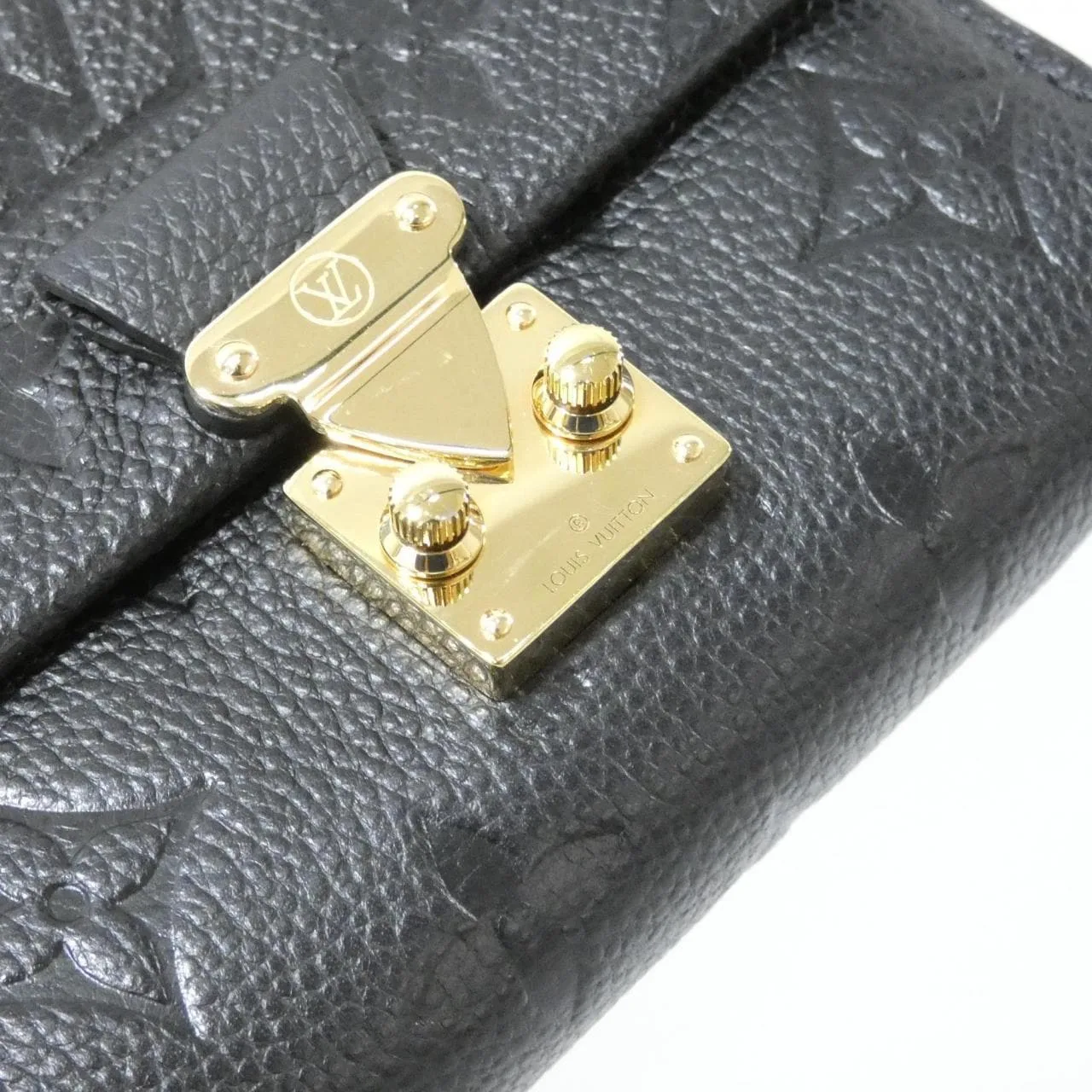 LOUIS VUITTON M80880 Wallet Monogram 4