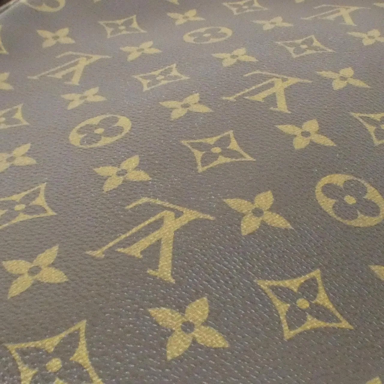 LOUIS VUITTON Trotteur M97037 Shoulder Monogram 4