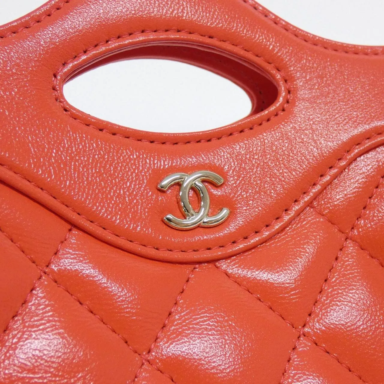 CHANEL Chanel 19 AP3875 銀包 羊皮 4