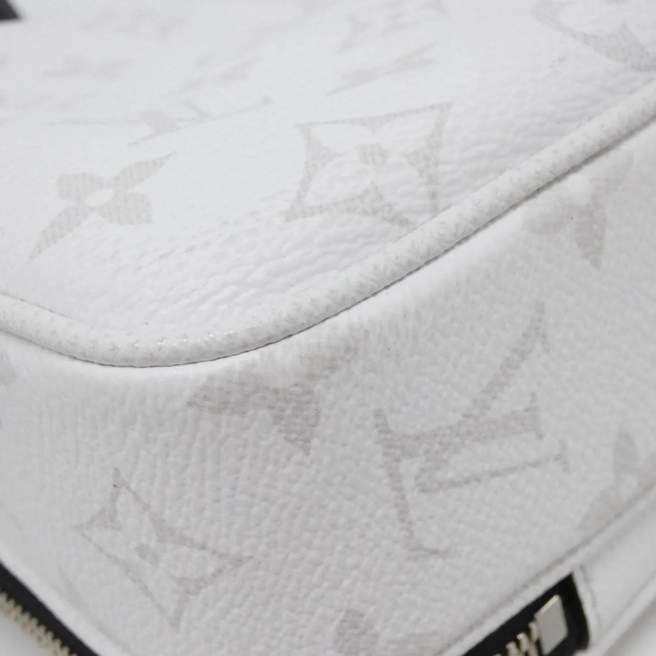 LOUIS VUITTON M31069 肩背包 帆布 3