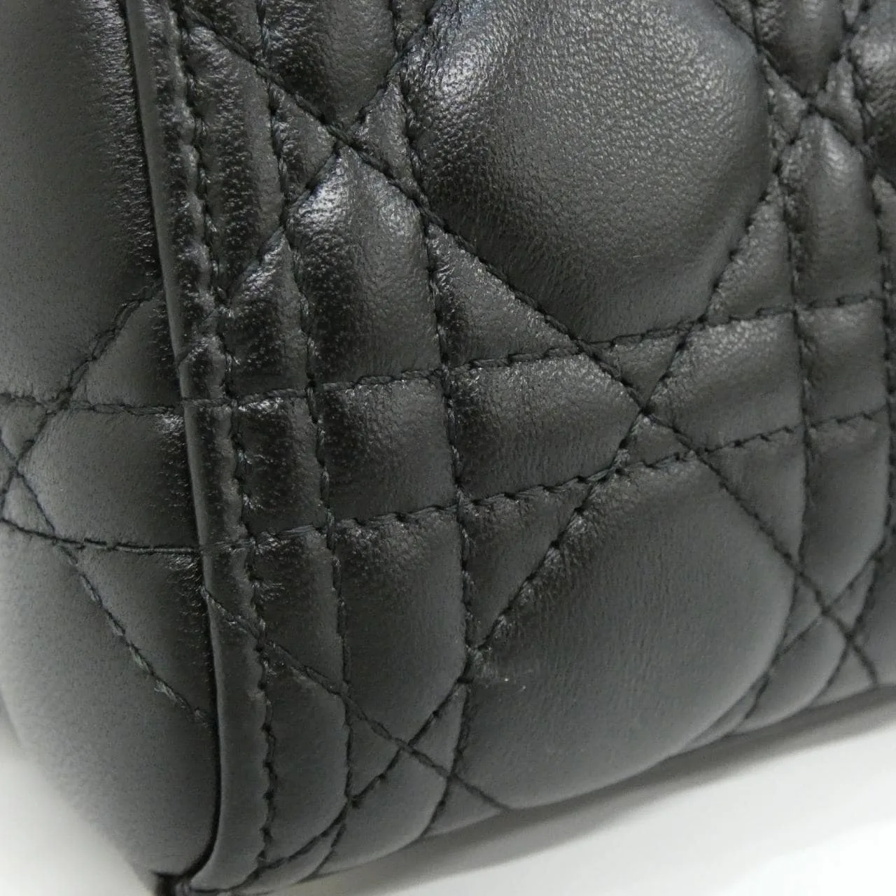 DIOR Lady Dior M0565ONGE Handbag Lambskin Black Lambskin - Thumbnail 6