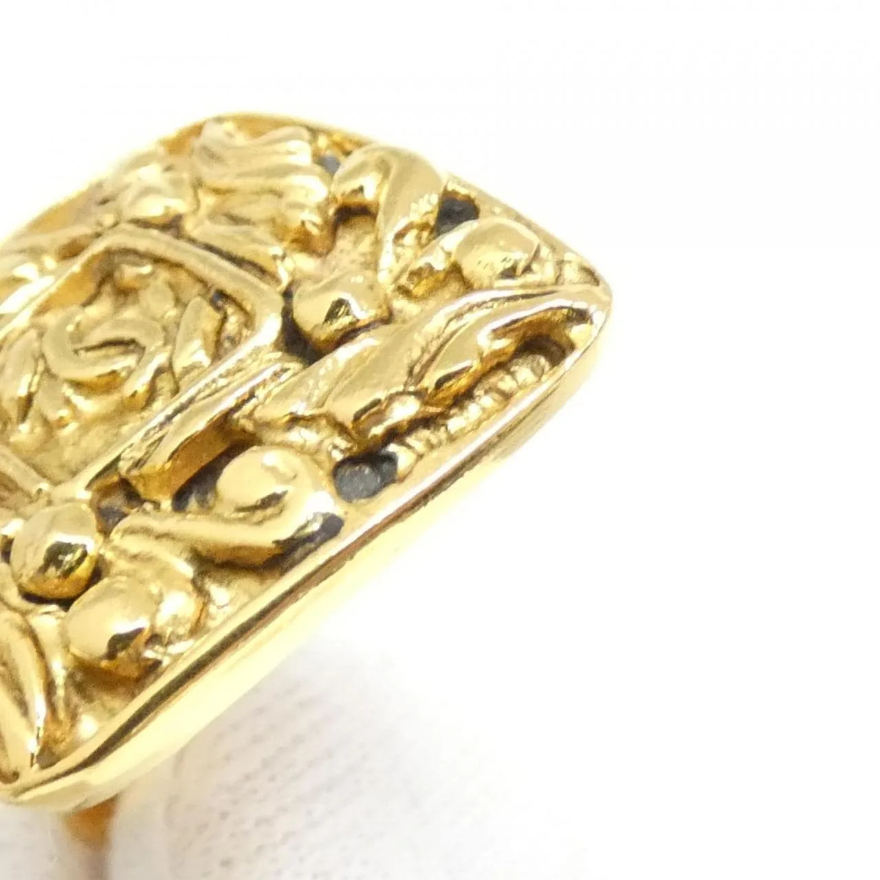 CHANEL Accessories 3