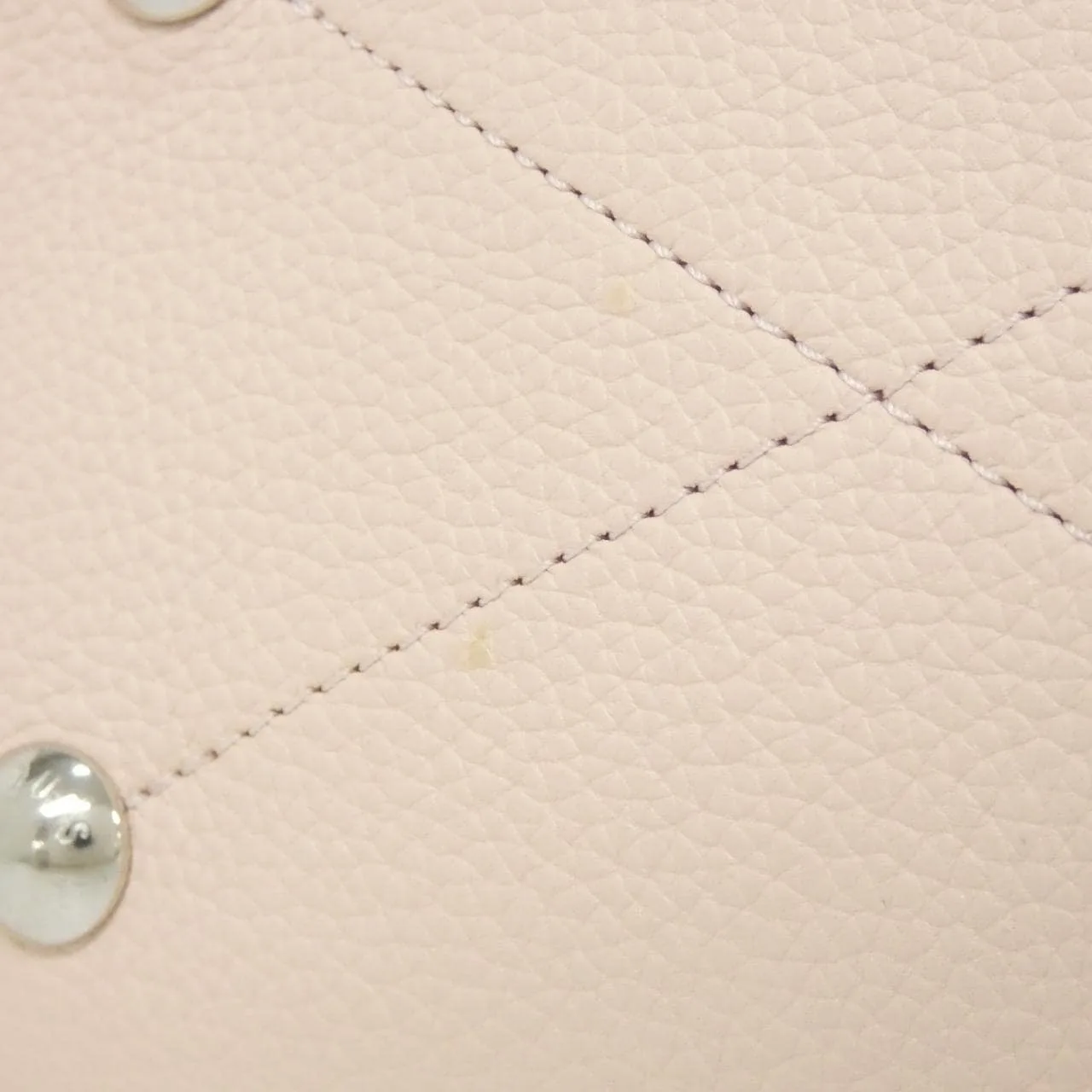 LOUIS VUITTON Mahina M23196 手提包 4