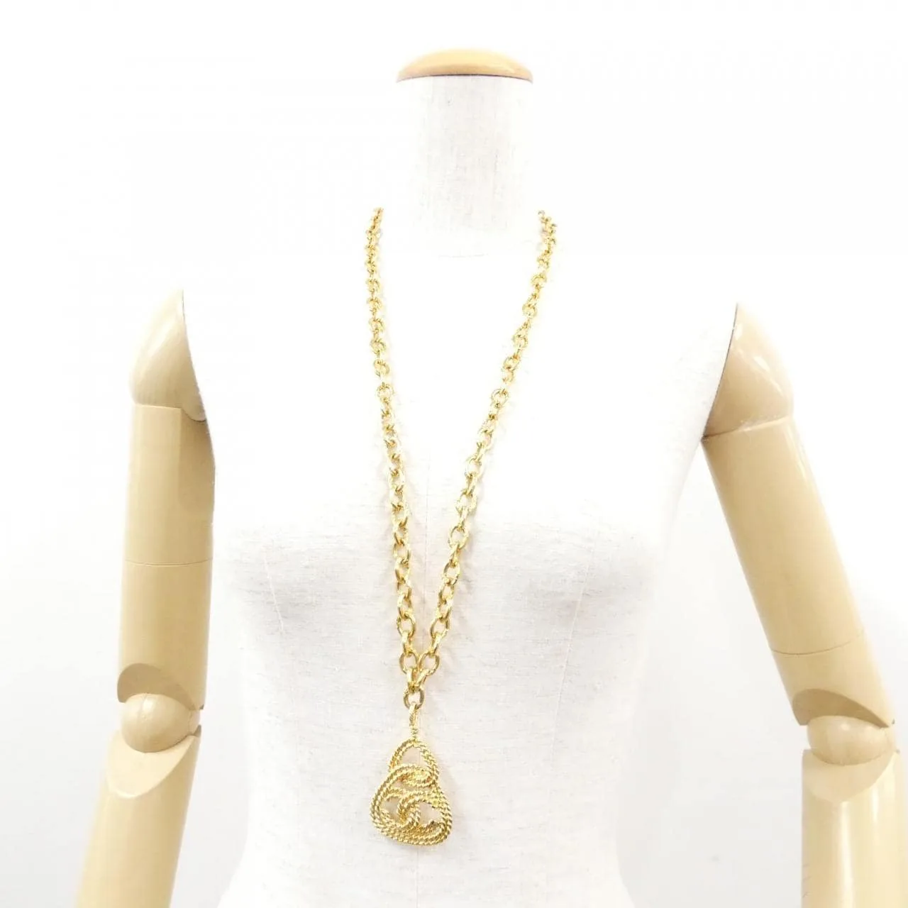 CHANEL Accessories 5